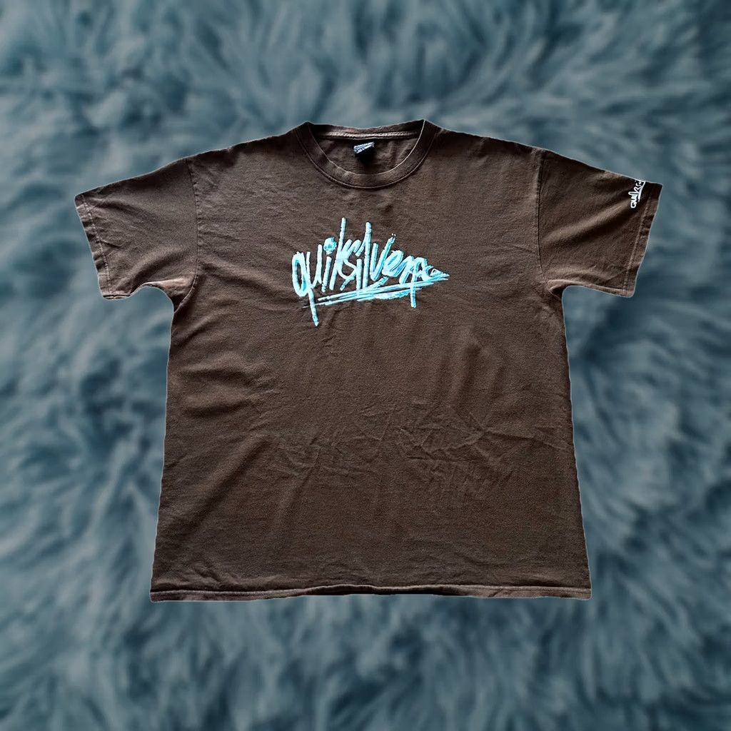 Quiksilver VINTAGE Quiksilver Tee Surf Skate Brown Men’s Sz Large Shirt 90s Center Logo Chest 24” Length 28.5” Mens Size US L / EU 52-54 / 3 - 1 Thumbnail