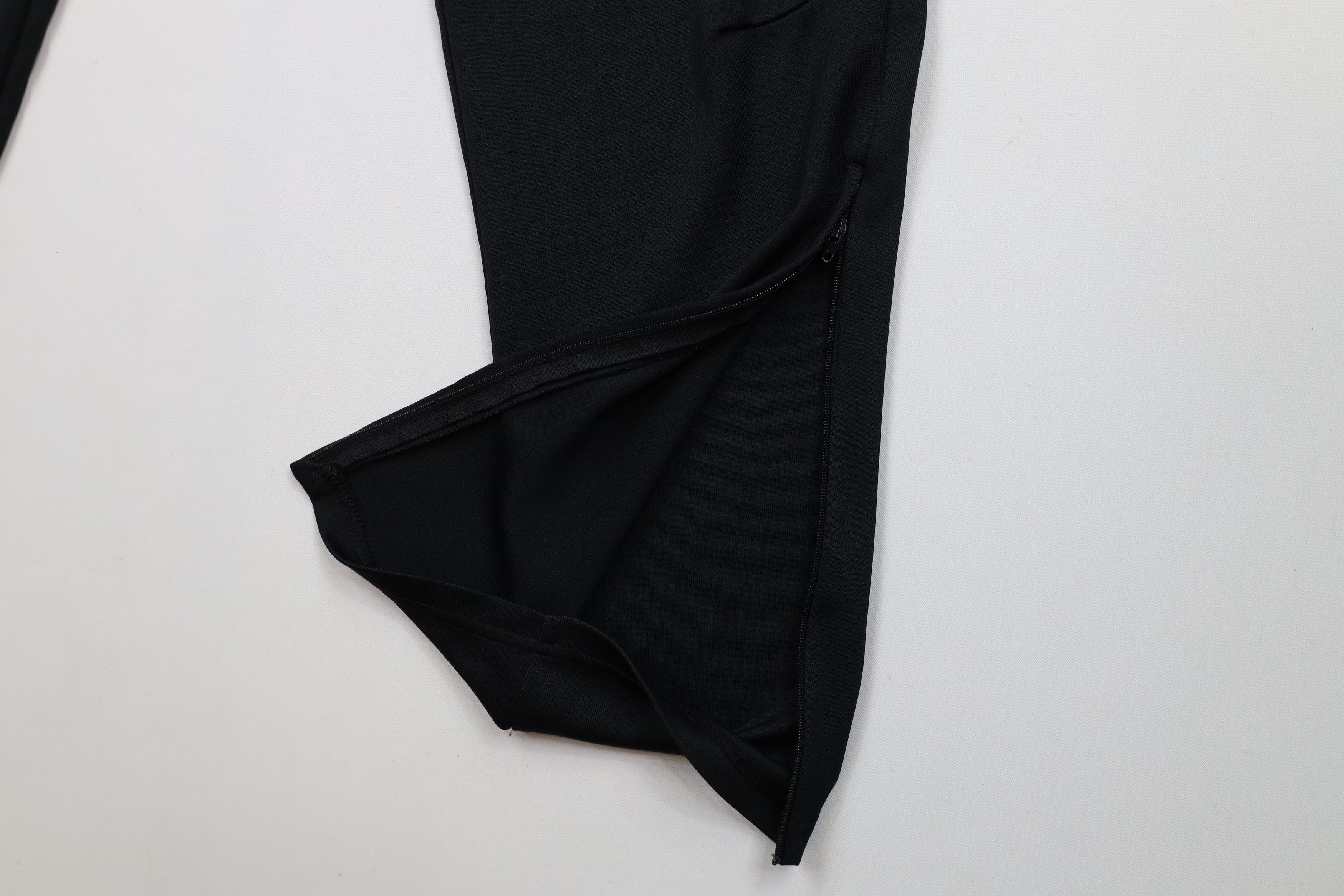 Adidas × Vintage Vintage Y2K Adidas Tapered Leg Soccer Warm Up Pants Black Size US 40 / EU 56 - 5 Thumbnail