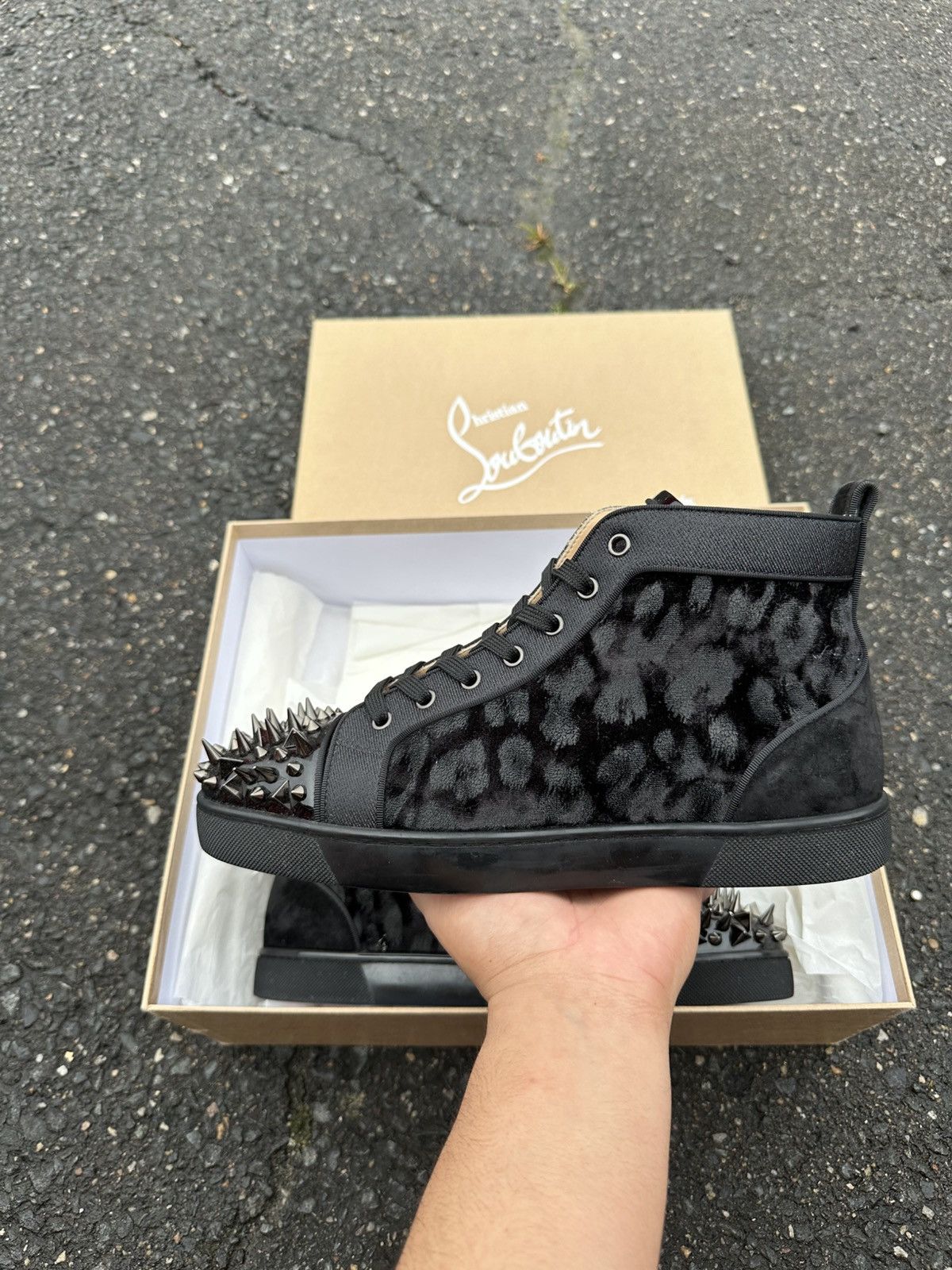 Christian Louboutin Christian Louboutin High Top Sneaker All Black Size US 9.5 / EU 42-43 - 10 Thumbnail