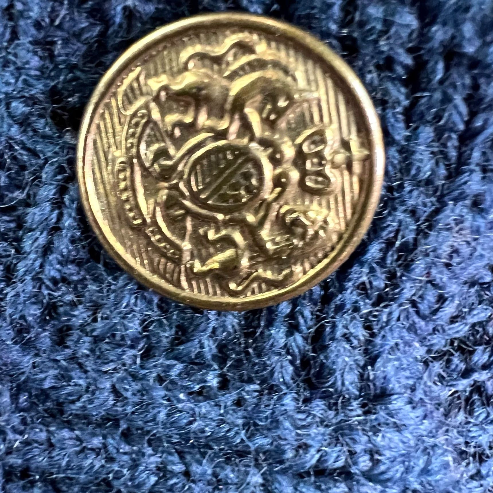 Jos. A. Bank Jos A Banks Cardigan Button Plaid Wool Sweater Womens Size S Blue Maroon Pockets Size S / US 4 / IT 40 - 4 Thumbnail