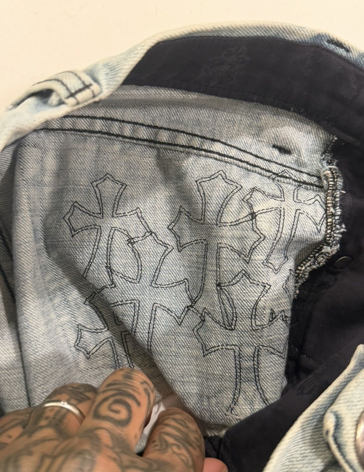 Chrome Hearts Chrome Hearts RARE Denim Cross patch & silver stud shorts Size 25" / US 0 / IT 36 - 20 Thumbnail