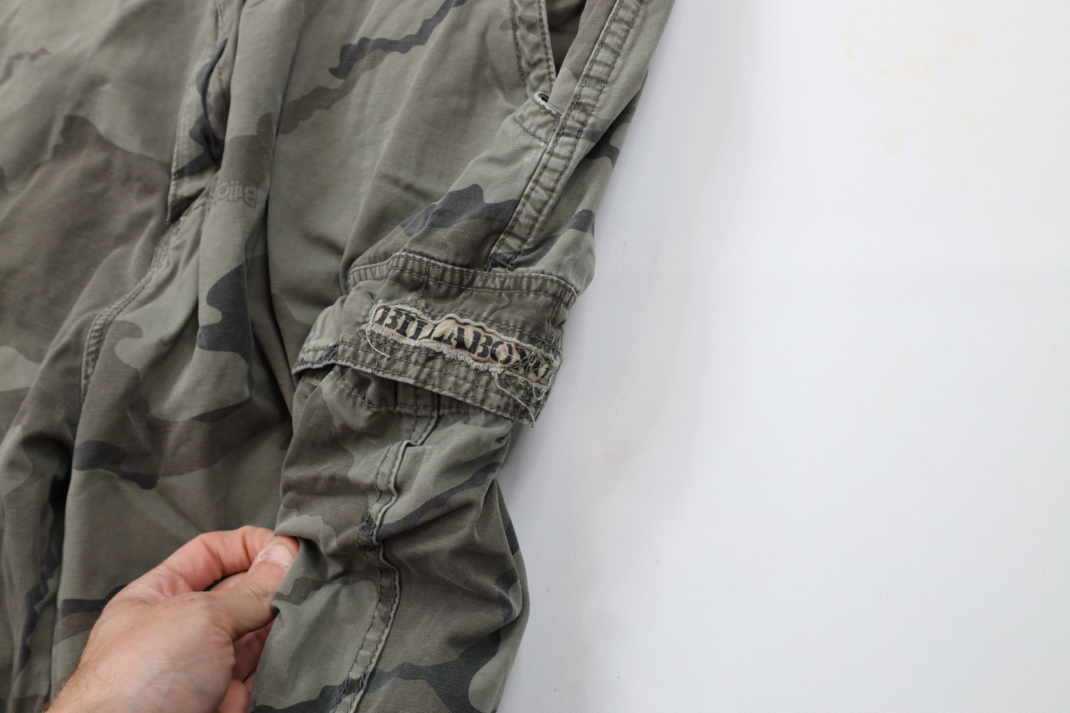 Billabong × Vintage Vintage Billabong Surfing Out Camouflage Cargo Shorts AS IS Size US 38 / EU 54 - 5 Thumbnail