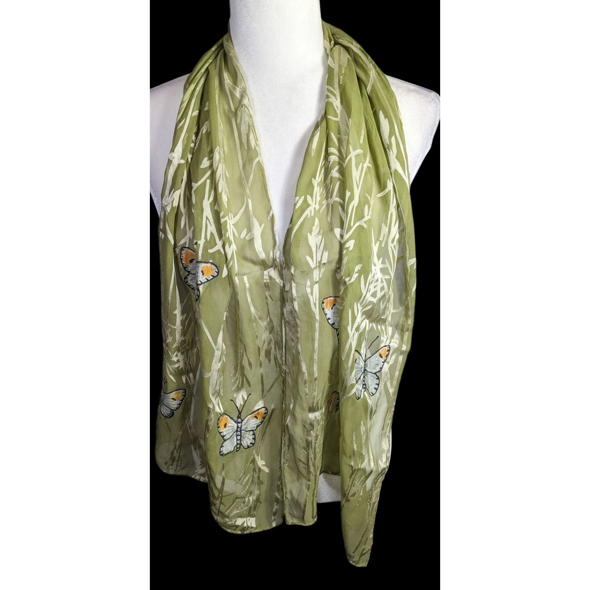 Handmade Vintage Handmade Cottagecore Green Silk Scarf With Hand-Pain Size ONE SIZE - 3 Thumbnail