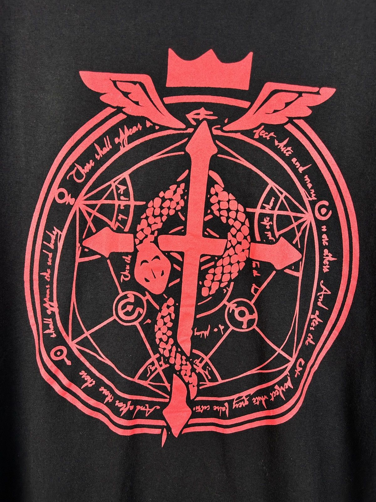 Anime Vintage Fullmetal Alchemist Brotherhood Emblem T-Shirt M Size US M / EU 48-50 / 2 - 2 Thumbnail