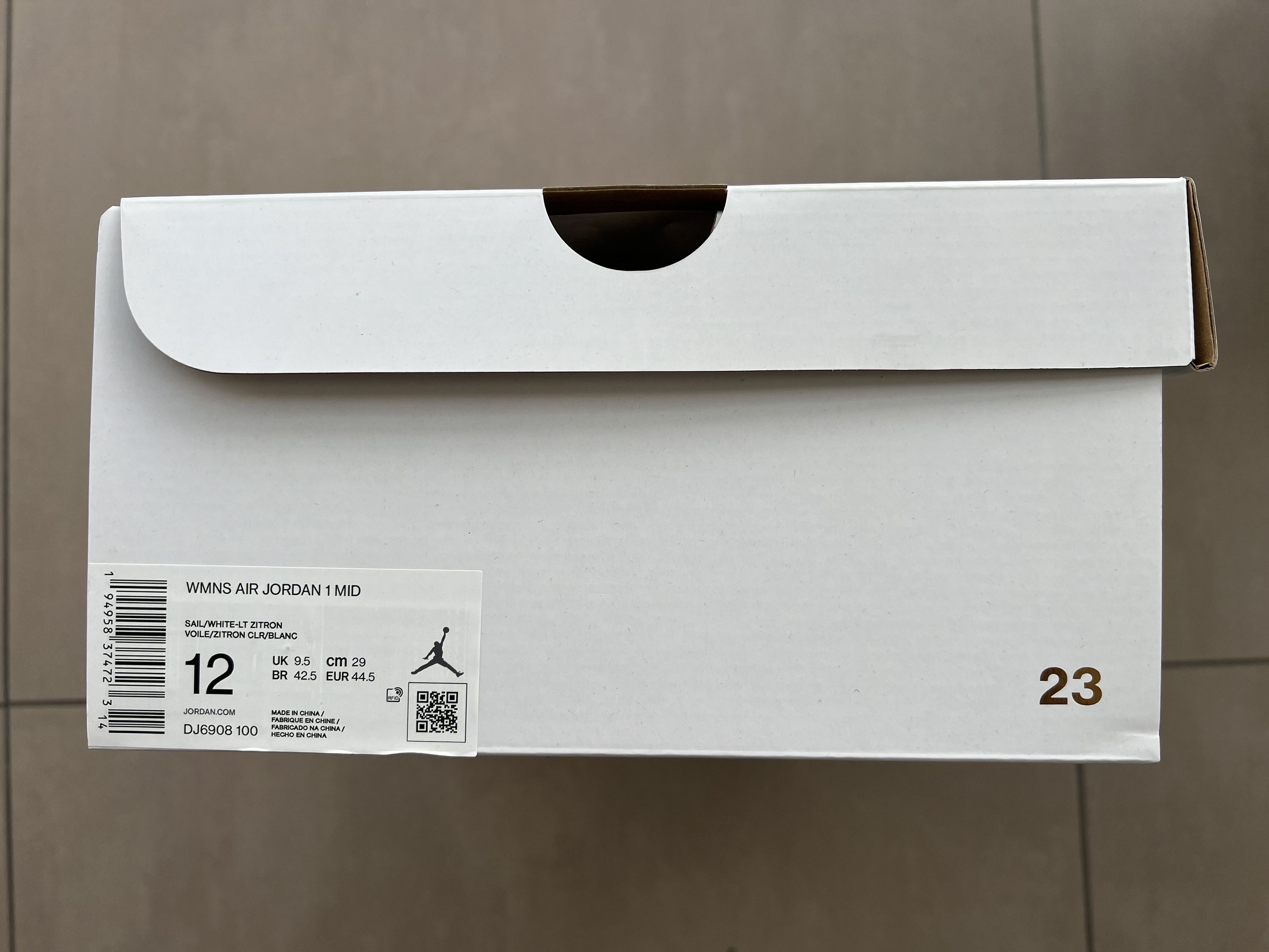Nike WMNS AIR JORDAN 1 MID DJ6908 100 Size US 12 / IT 42 - 6 Thumbnail