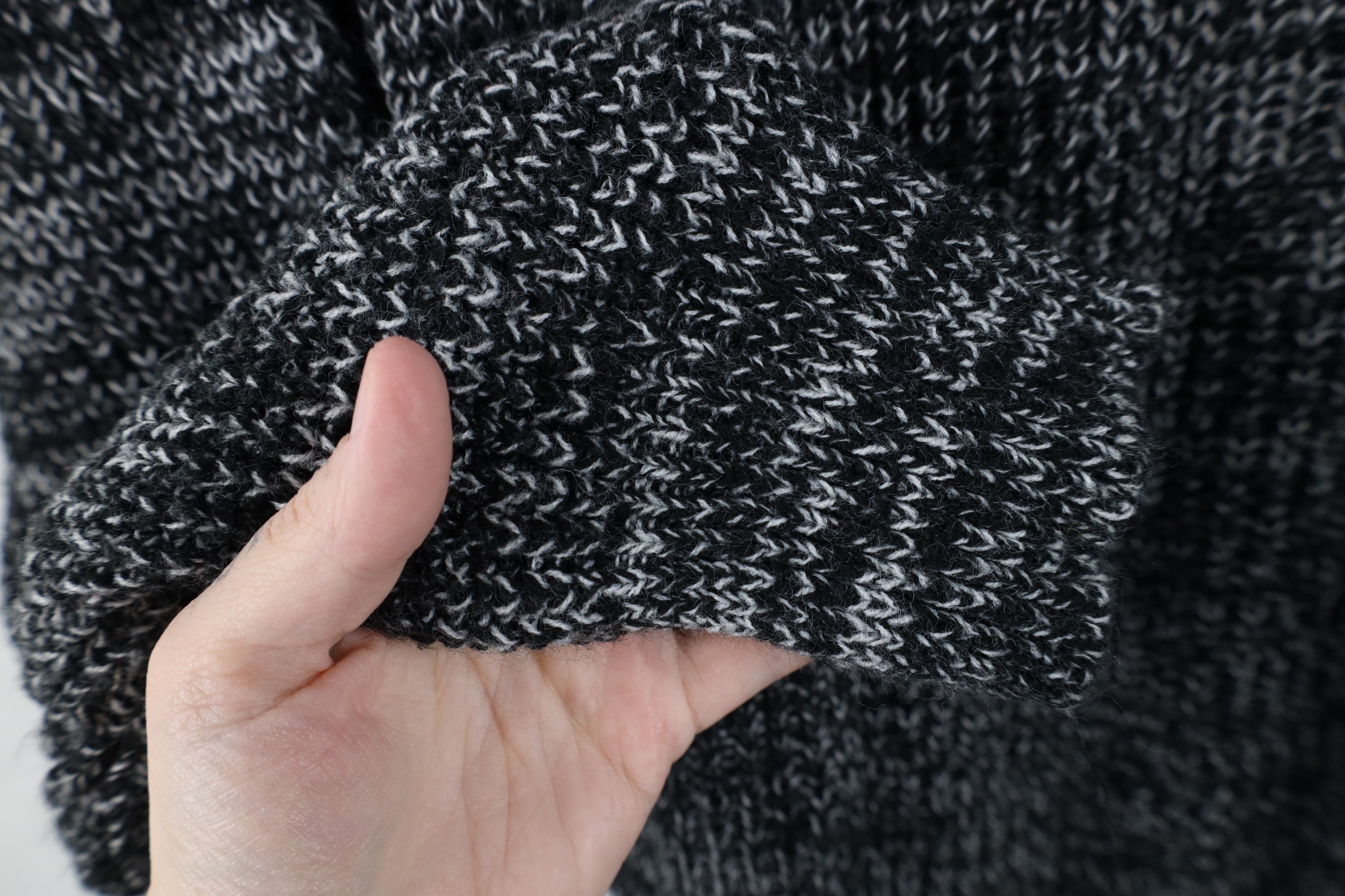 Vintage Vintage 90s Streetwear Ribbed Knit Crewneck Sweater Black Size US XL / EU 56 / 4 - 5 Thumbnail