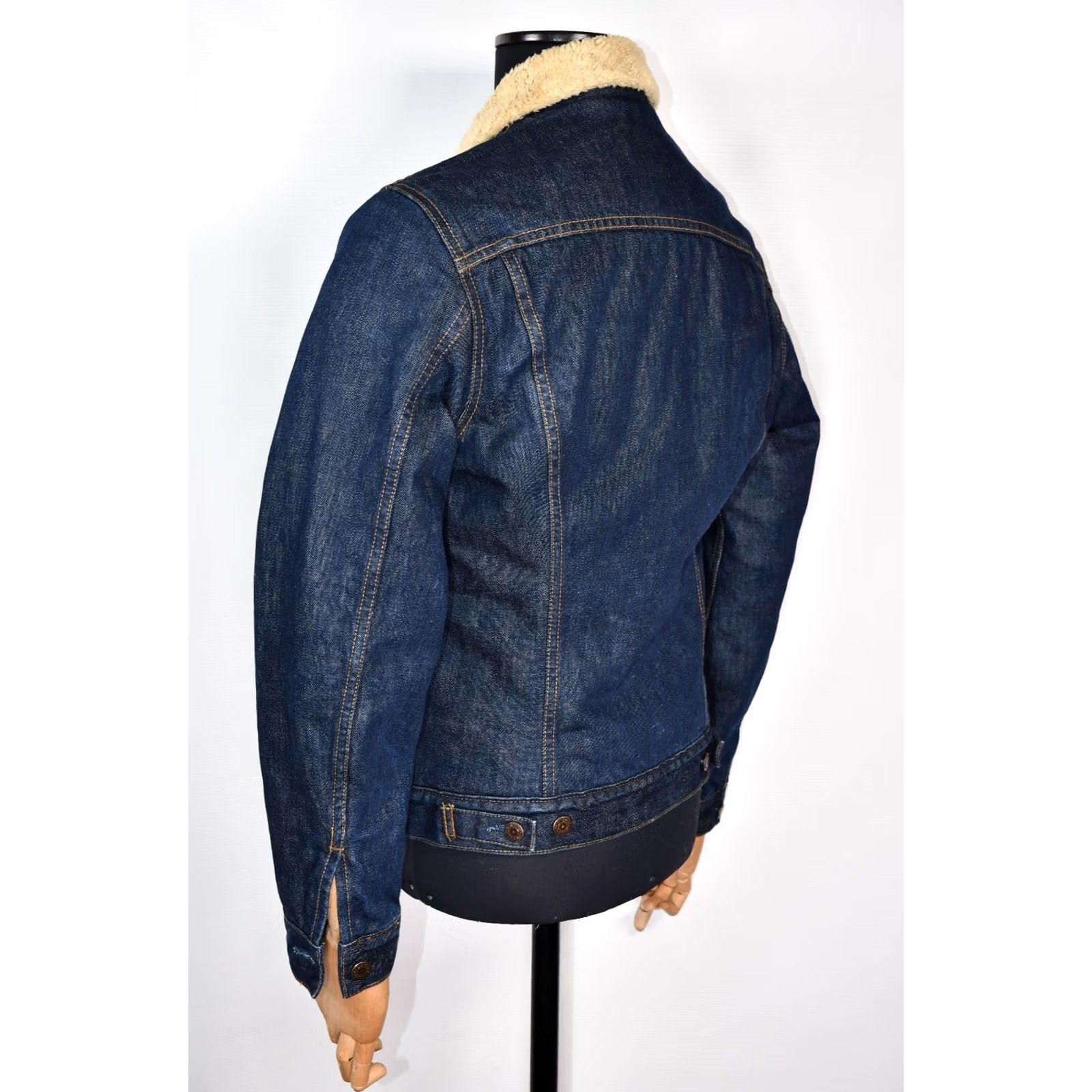 Levi's Levi's Jacket Denim Trucker 71500 M Men Blue Lined Sherpa Size M Denim Jacket Winter Fall Jeans Outer Shell Cotton Solid Button Casual 90s Size US M / EU 48-50 / 2 - 3 Thumbnail