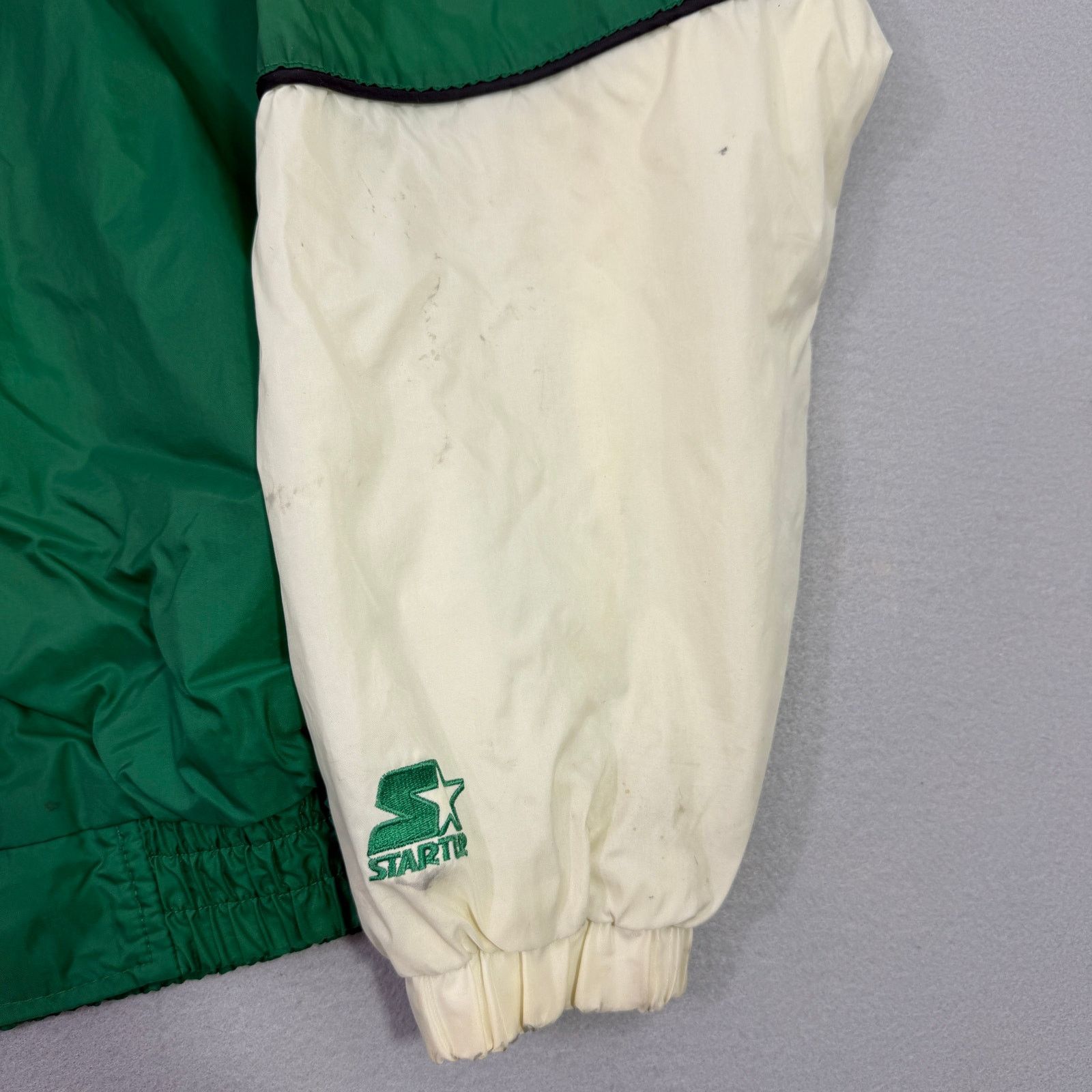 Vintage Vintage Starter Boston Celtics Windbreaker Jacket Large Size US L / EU 52-54 / 3 - 4 Thumbnail