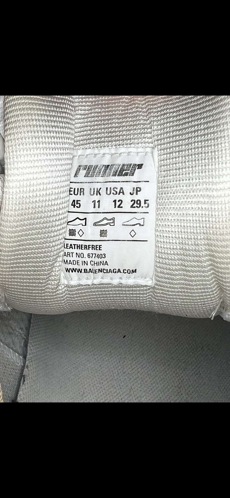 balenciaga elastic runner