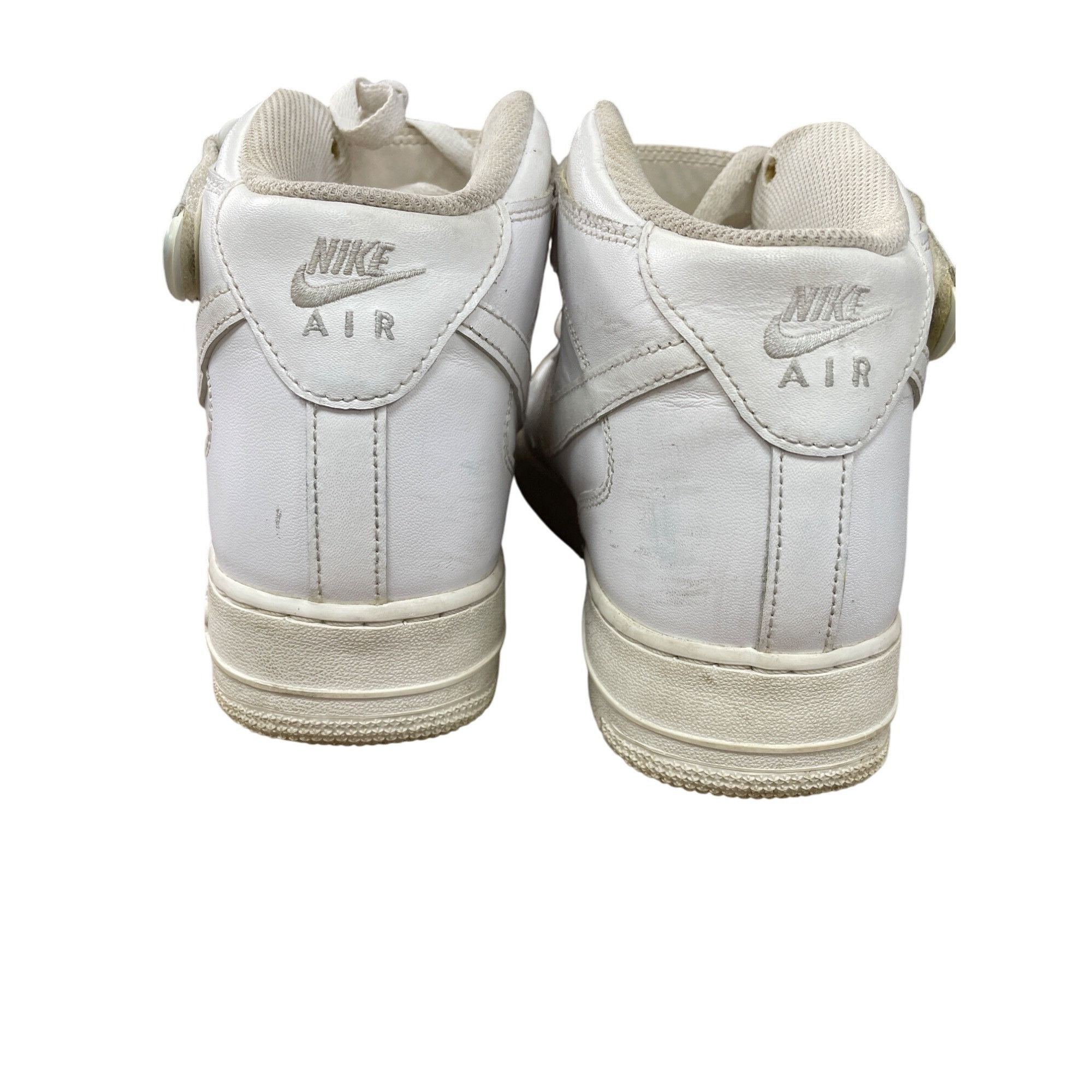 Nike Nike Air Force 1 mens vintage triple white Mid sneakers Size Size US 10.5 / EU 43-44 - 11 Thumbnail