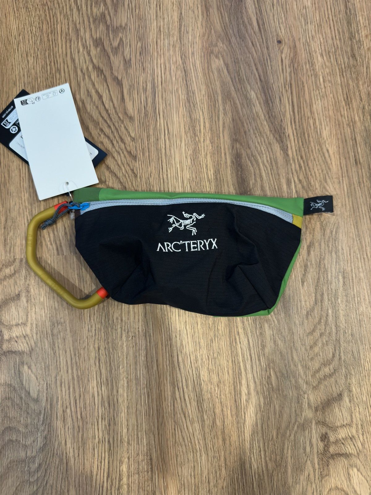 Arc'teryx Arcteryx ReCut Foley Pouch | Grailed
