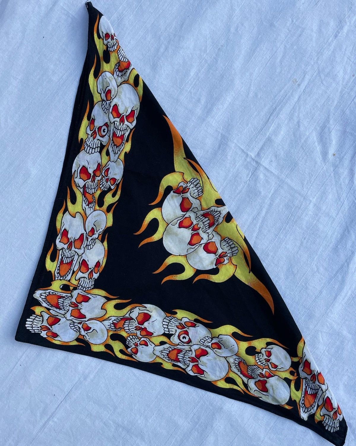Vintage Vintage Bandanna with Sculls and Fires Size ONE SIZE - 6 Thumbnail