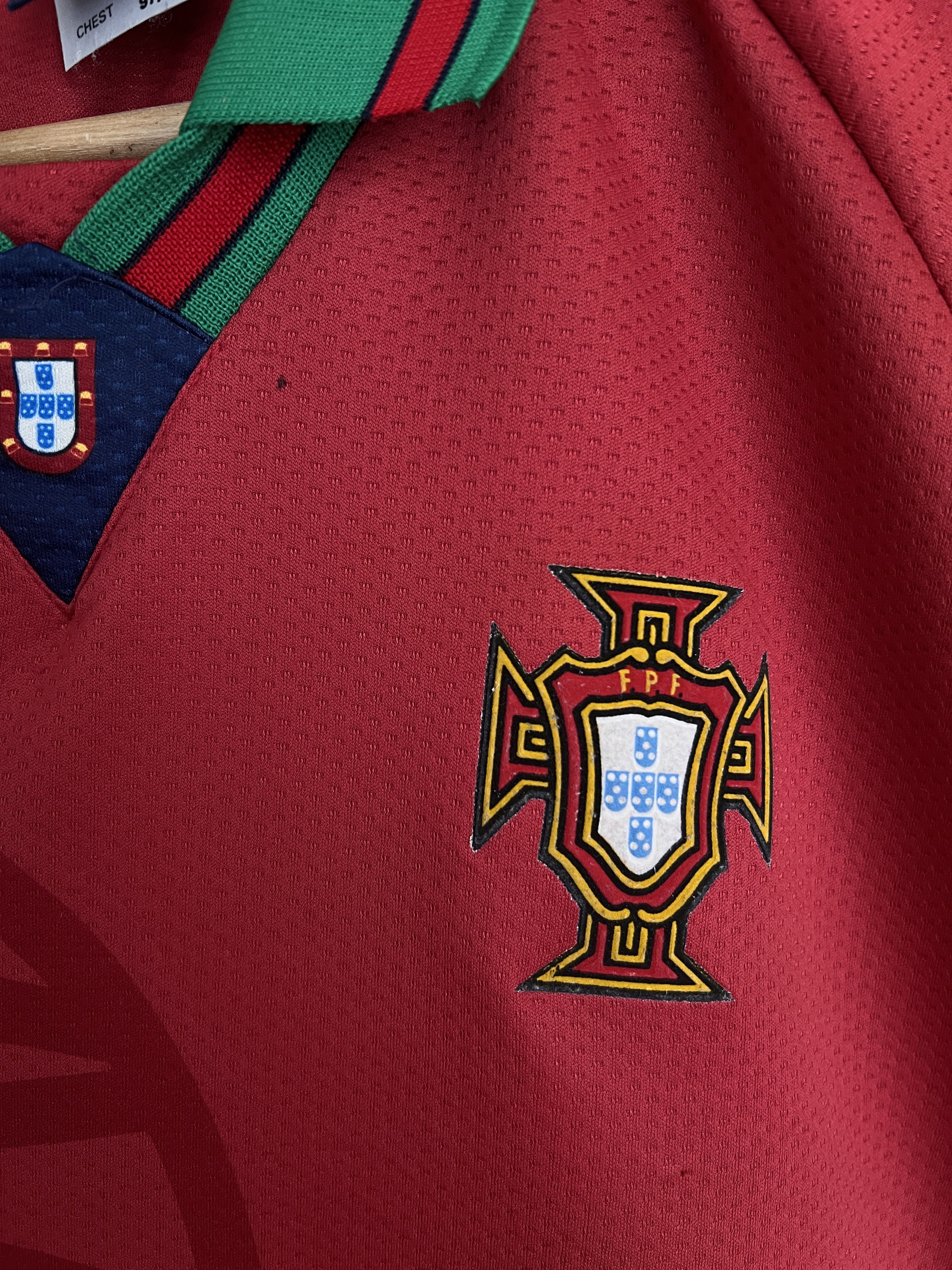 Vintage Rare! Olympic FC Portugal 1996 home football jersey soccer Size US M / EU 48-50 / 2 - 12 Thumbnail