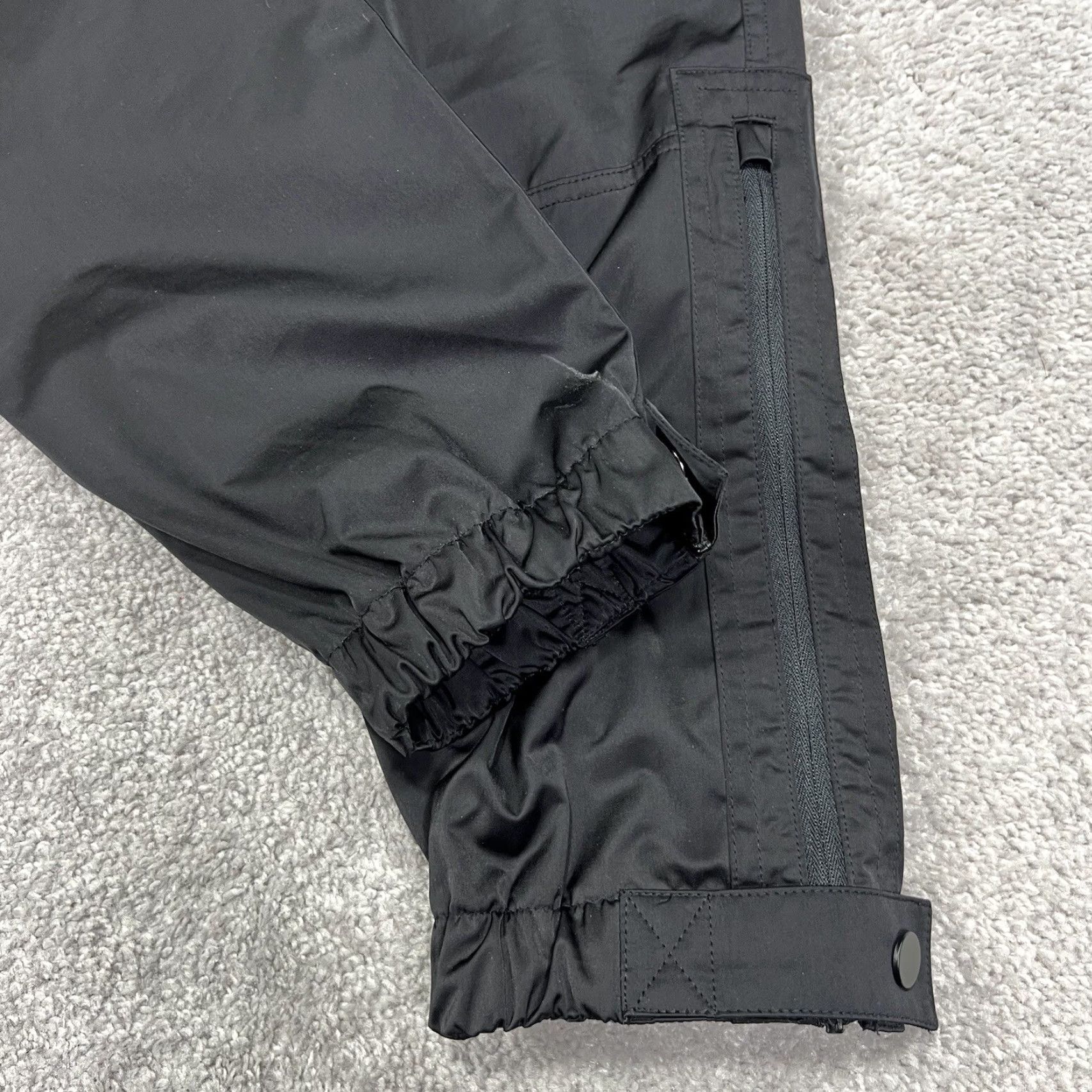 Athleta Athleta Radiant Jogger Pants Womens 6 Black Satin Tapered Athleisure Travel Ankle Zip Inseam 28” Size 28" / US 6 / IT 42 - 4 Thumbnail