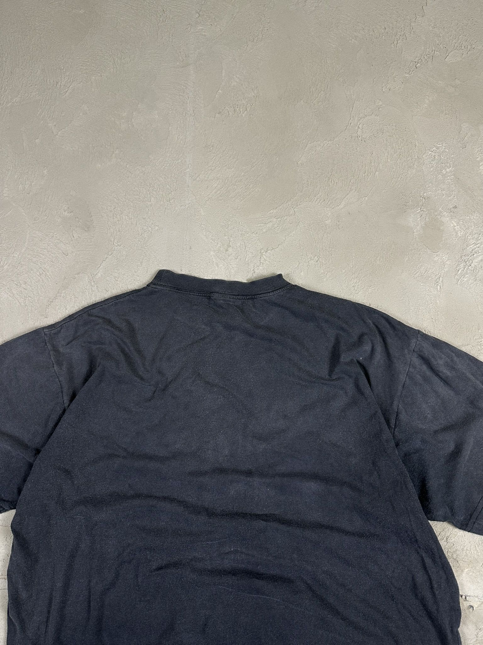 Vintage Vintage Y2k Sunfaded Zip It London Washed Faded Boxy T-shirt Size US L / EU 52-54 / 3 - 15 Thumbnail