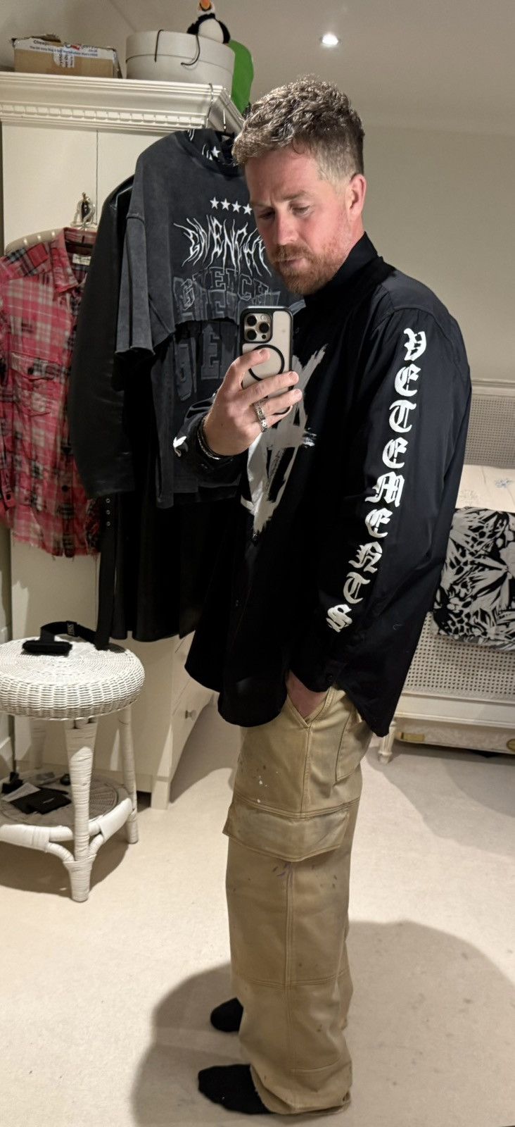 Vetements Vetements double anarchy oversized logo black white shirt Size US S / EU 44-46 / 1 - 3 Thumbnail