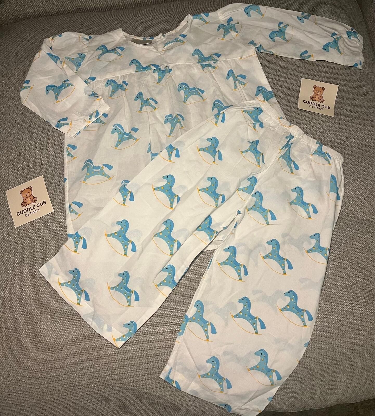 Other 4T Unisex Rocking Horse Pajama Set Lightweight Sleepwear Size ONE SIZE - 1 Thumbnail