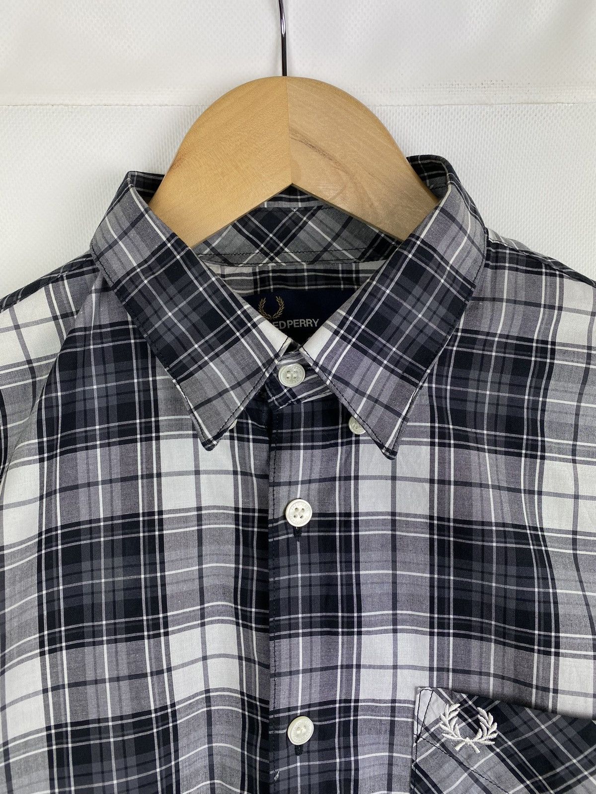 Fred Perry FP Fred Perry men’s long sleeve checked button up shirt Size US M / EU 48-50 / 2 - 4 Thumbnail