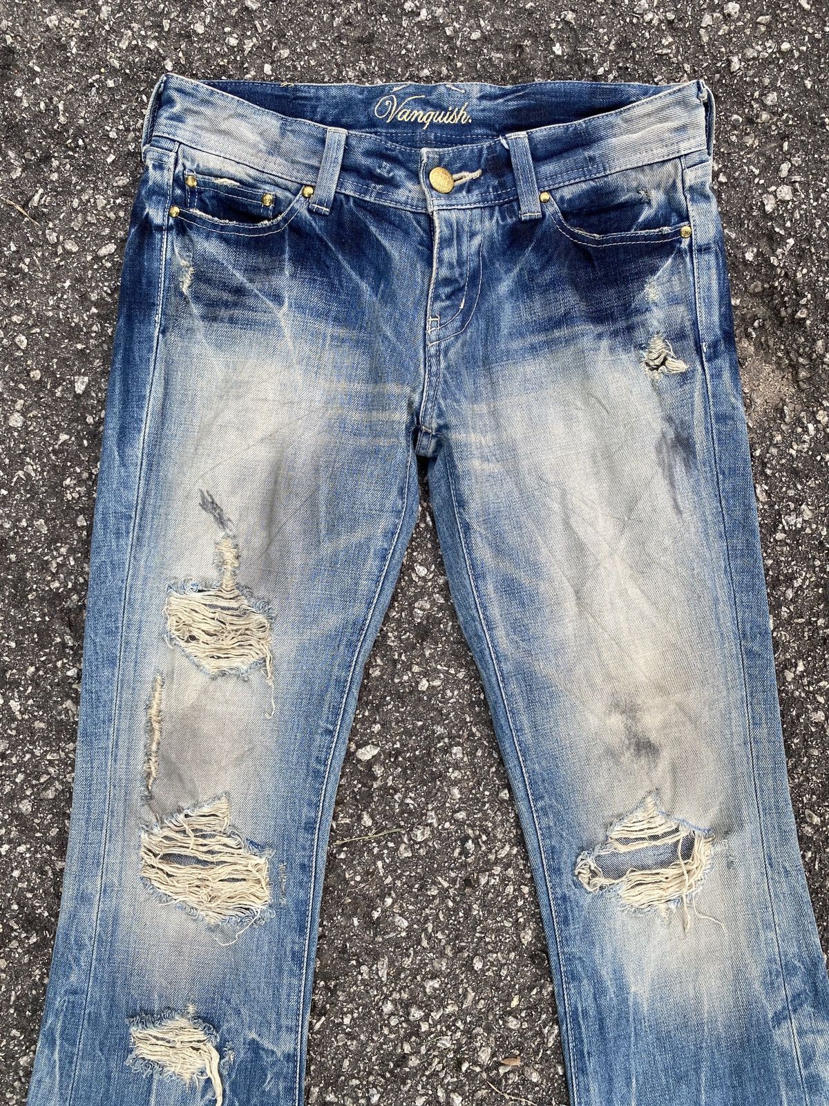 Japanese Brand × Tornado Mart × Vanquish Vanquish Japan Blue Washed Distressed Flare Denim Size US 32 / EU 48 - 3 Thumbnail