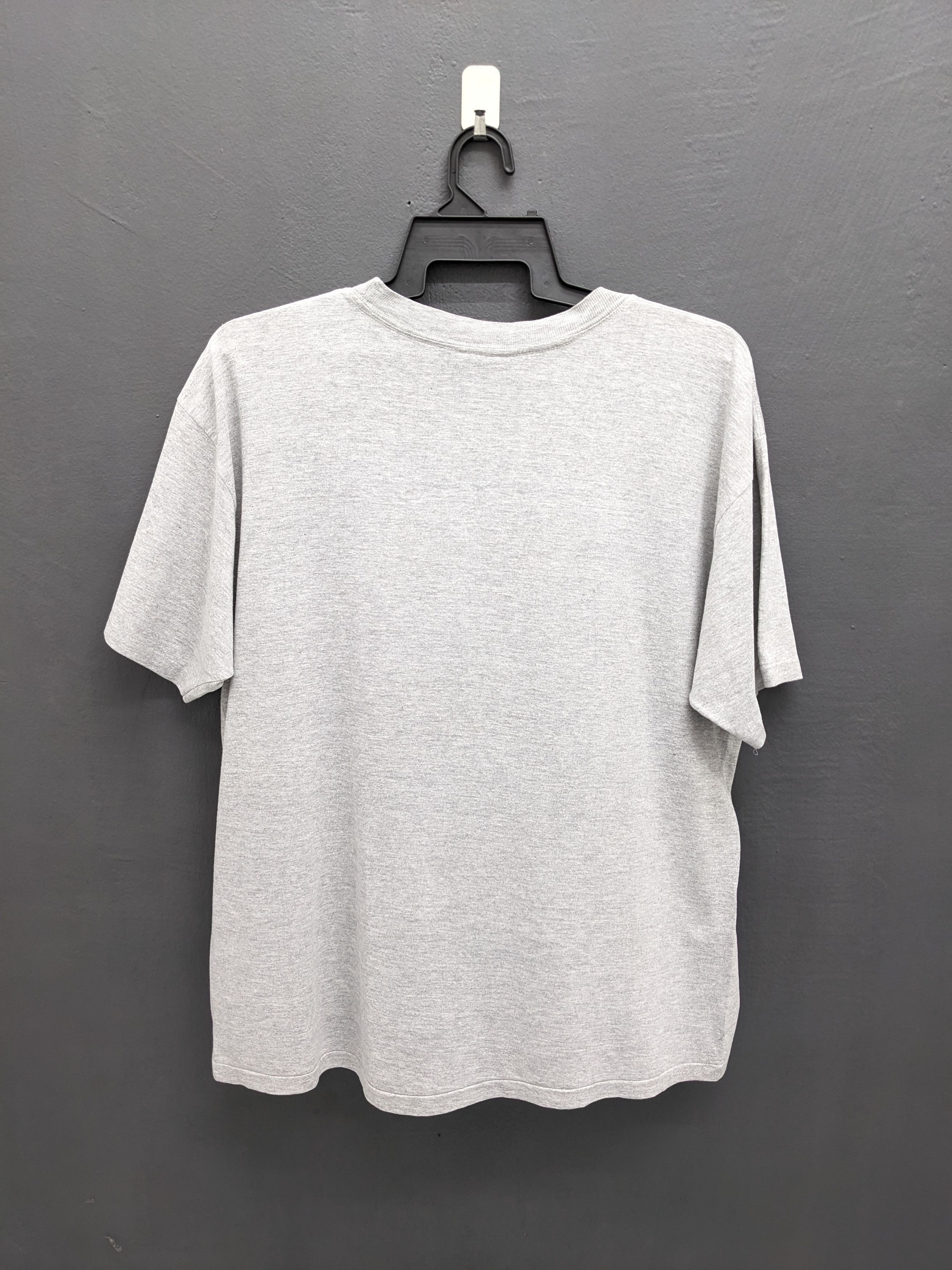 DKNY Vintage DKNY Made In Usa Streetwear Tshirt Size US L / EU 52-54 / 3 - 4 Thumbnail