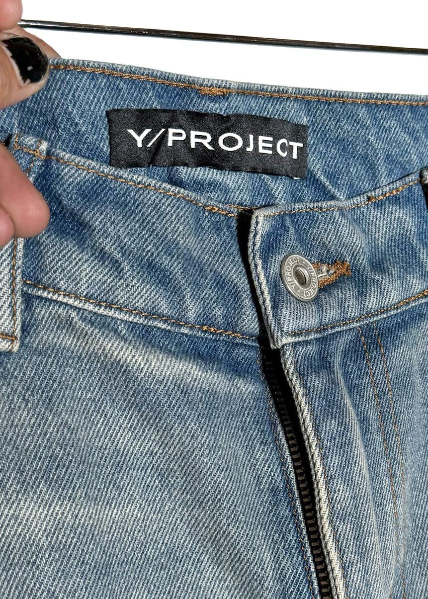 Y/Project Y/Project Washed Blue Hook-And-Eye Flare Jeans Size 25" / US 0 / IT 36 - 4 Thumbnail