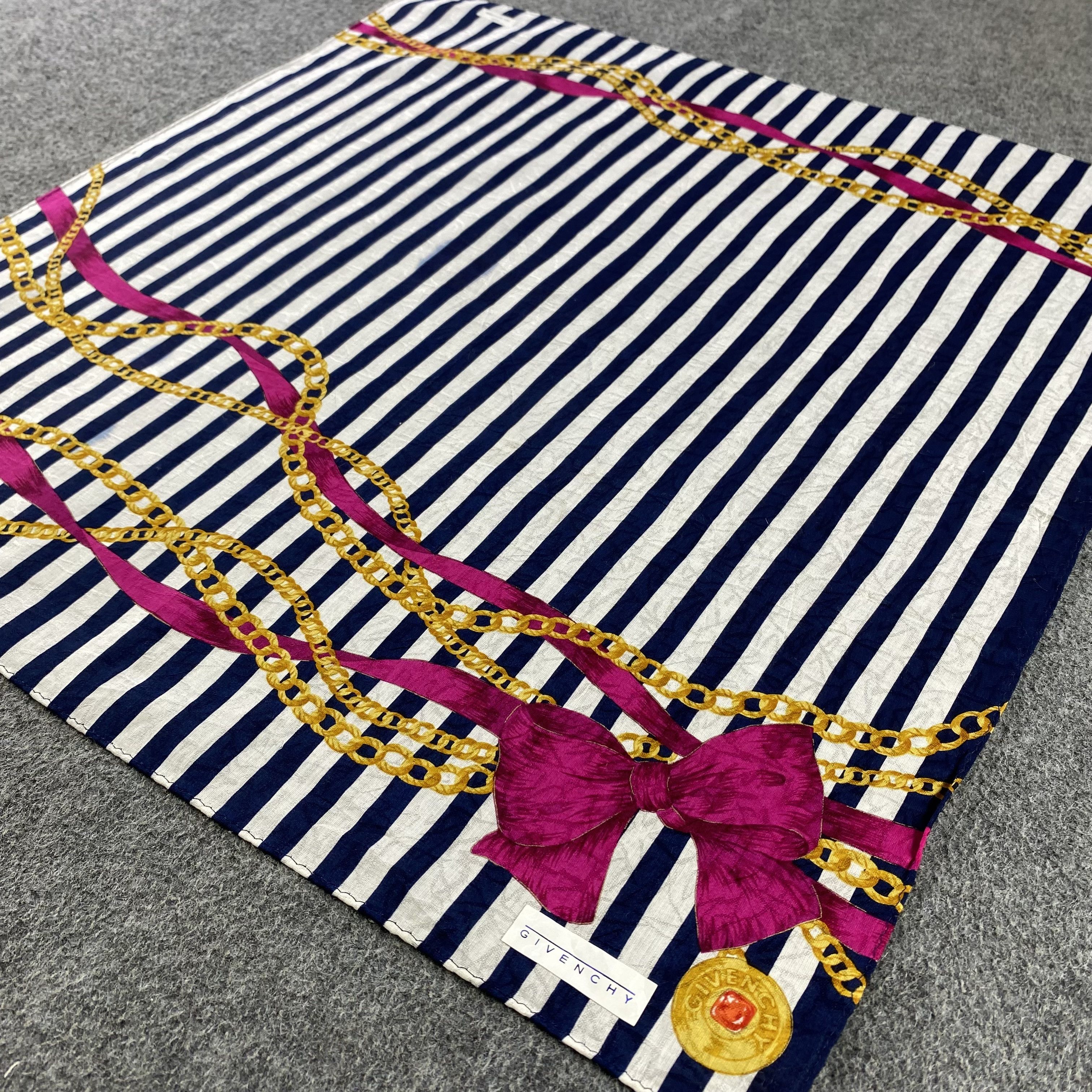 Vintage Givenchy Handkerchief/Neckerchief/Bandana HC745 Size ONE SIZE - 2 Thumbnail