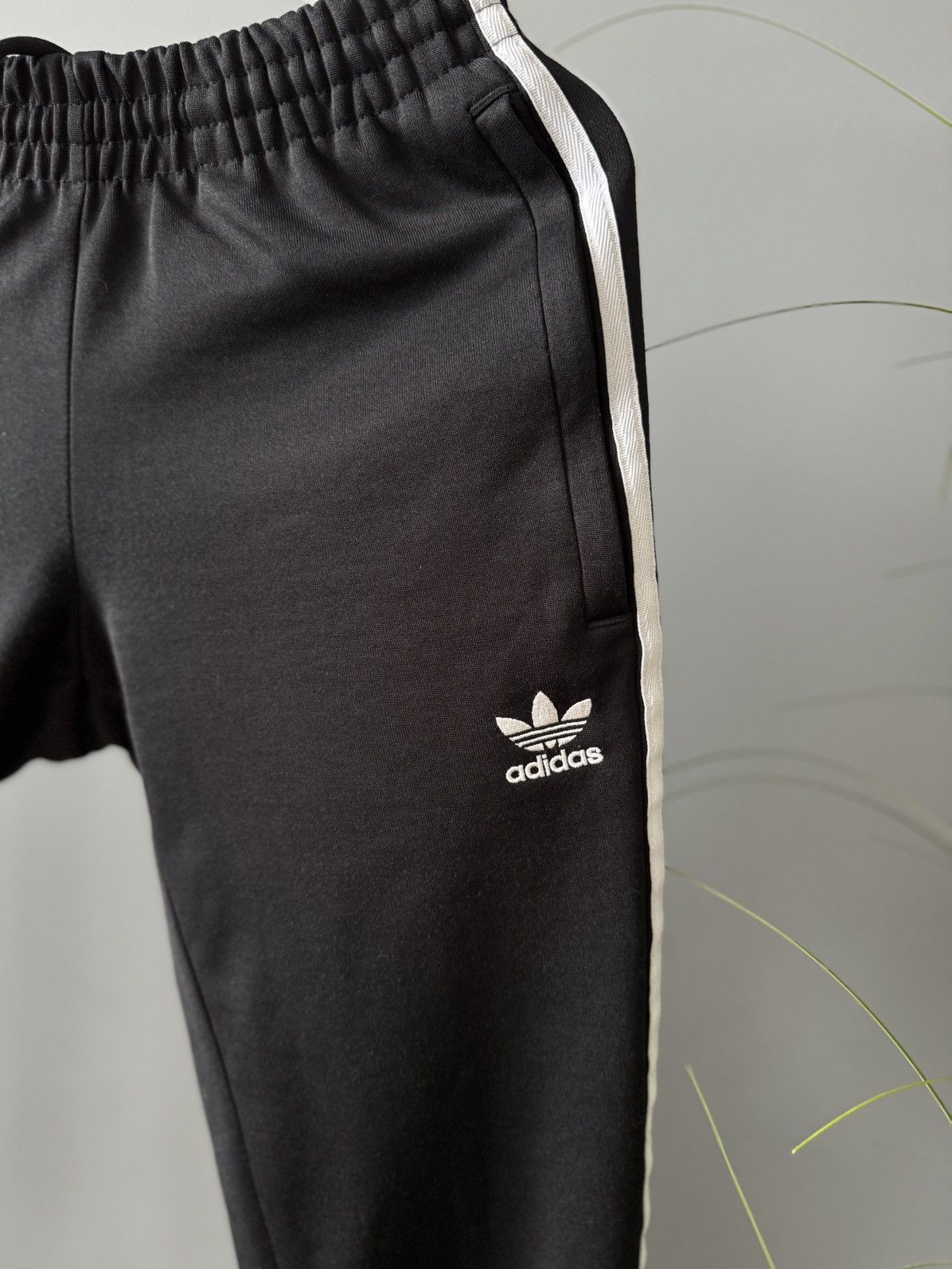 Adidas Adidas joggers Size US 30 / EU 46 - 2 Thumbnail