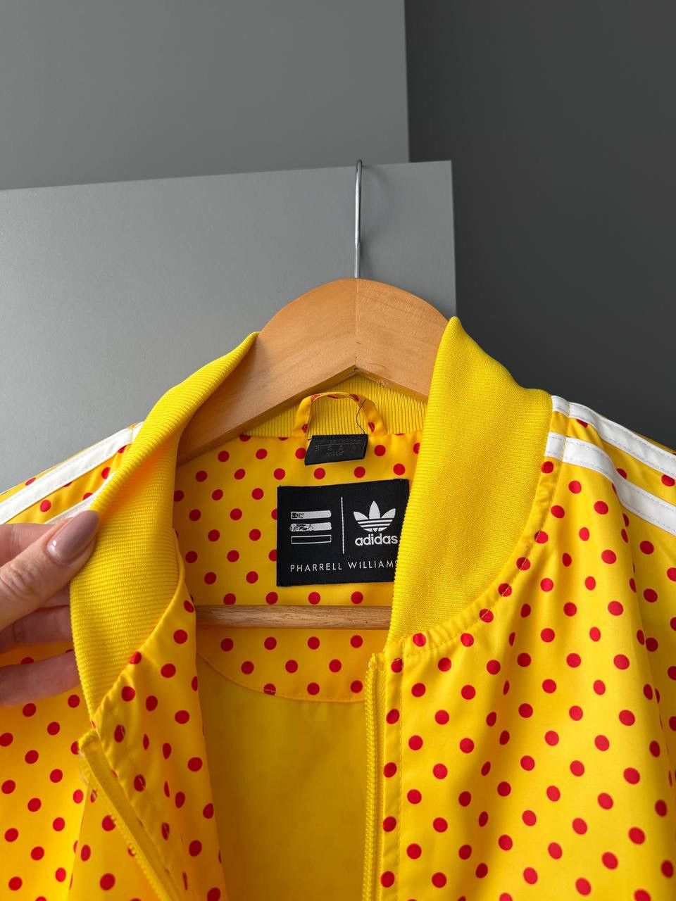 Adidas × Pharrell Pharrell Williams x Adidas Polka Dot Yellow Jacket Size US M / EU 48-50 / 2 - 7 Thumbnail