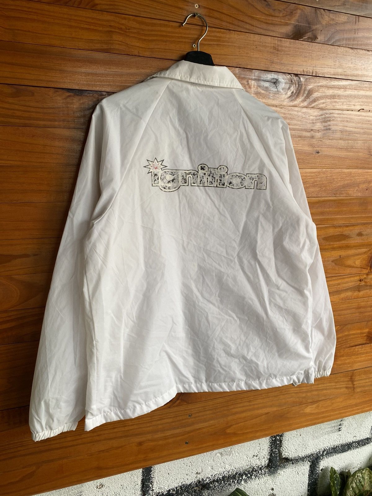 Vintage Vintage Ignition U.S.A Snowboards White Coach Nylon Jacket Size US M / EU 48-50 / 2 - 12 Thumbnail