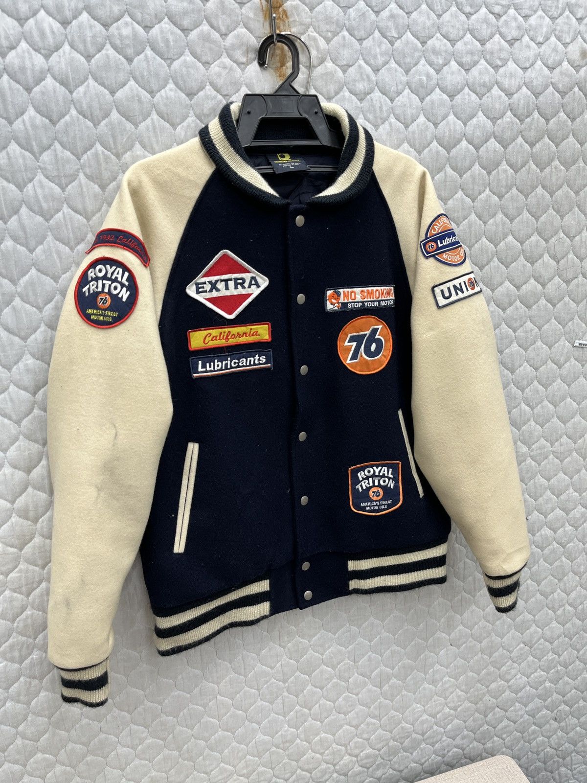 Sports Specialties 🔥🔥🔥STEALS 76 LUBRICANTS MOTOR OIL VARSITY JACKET Size US M / EU 48-50 / 2 - 2 Thumbnail