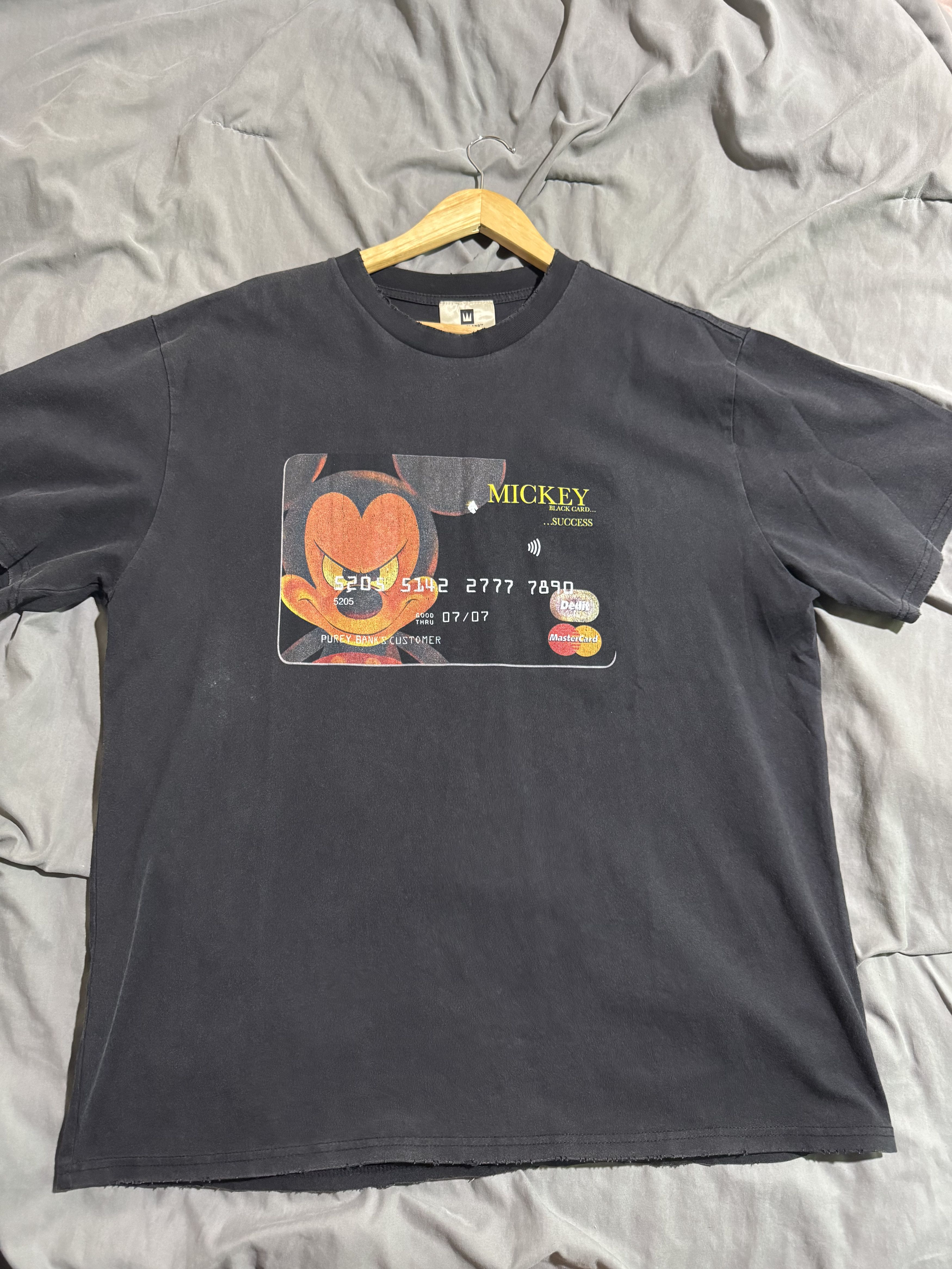 Vintage Vintage Mickey mouse Mastercard t-shirt Size US XL / EU 56 / 4 - 1 Thumbnail