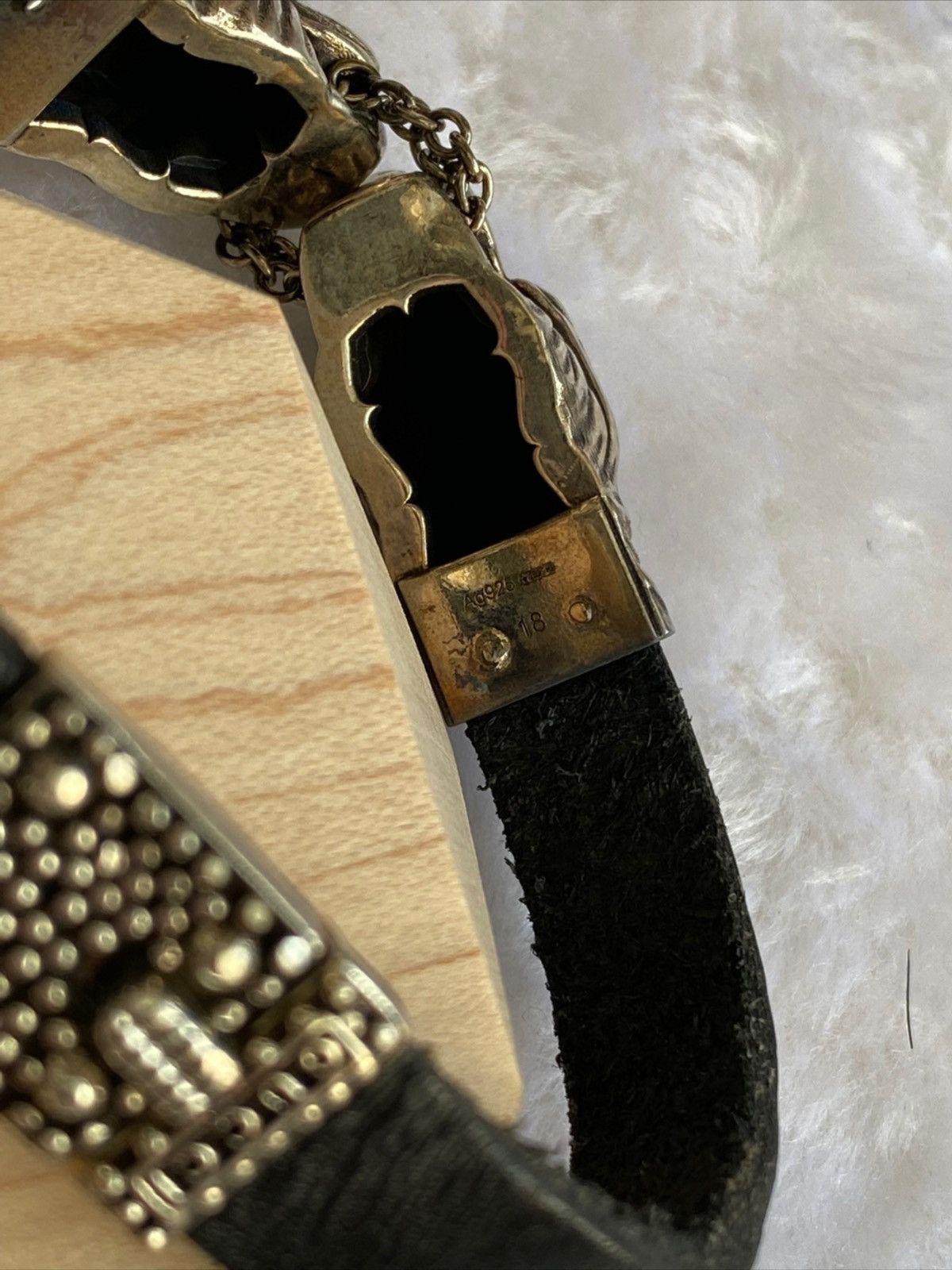 Gucci Gucci Tiger Head Bracelet Size ONE SIZE - 2 Thumbnail