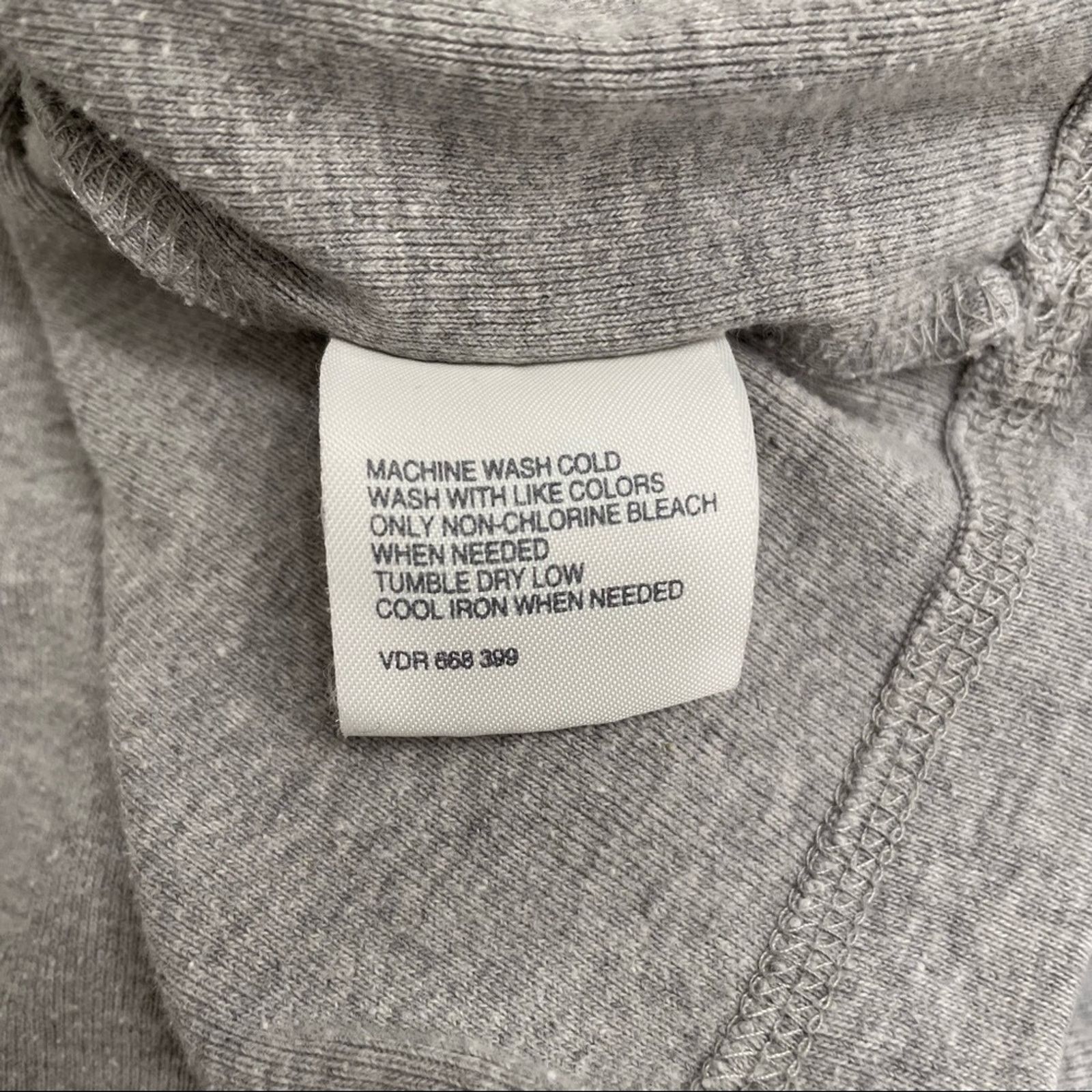 Nautica Nautica Long Sleeve V Neck L Size US L / EU 52-54 / 3 - 9 Thumbnail