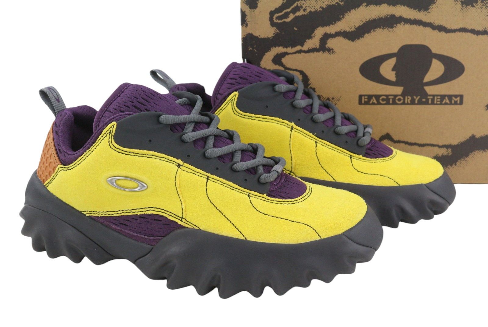 Oakley FACTORY TEAM X BRAIN DEAD CHOP SAW EU41 Lemon Plum 87962 Size US 8 / EU 41 - 1 Thumbnail