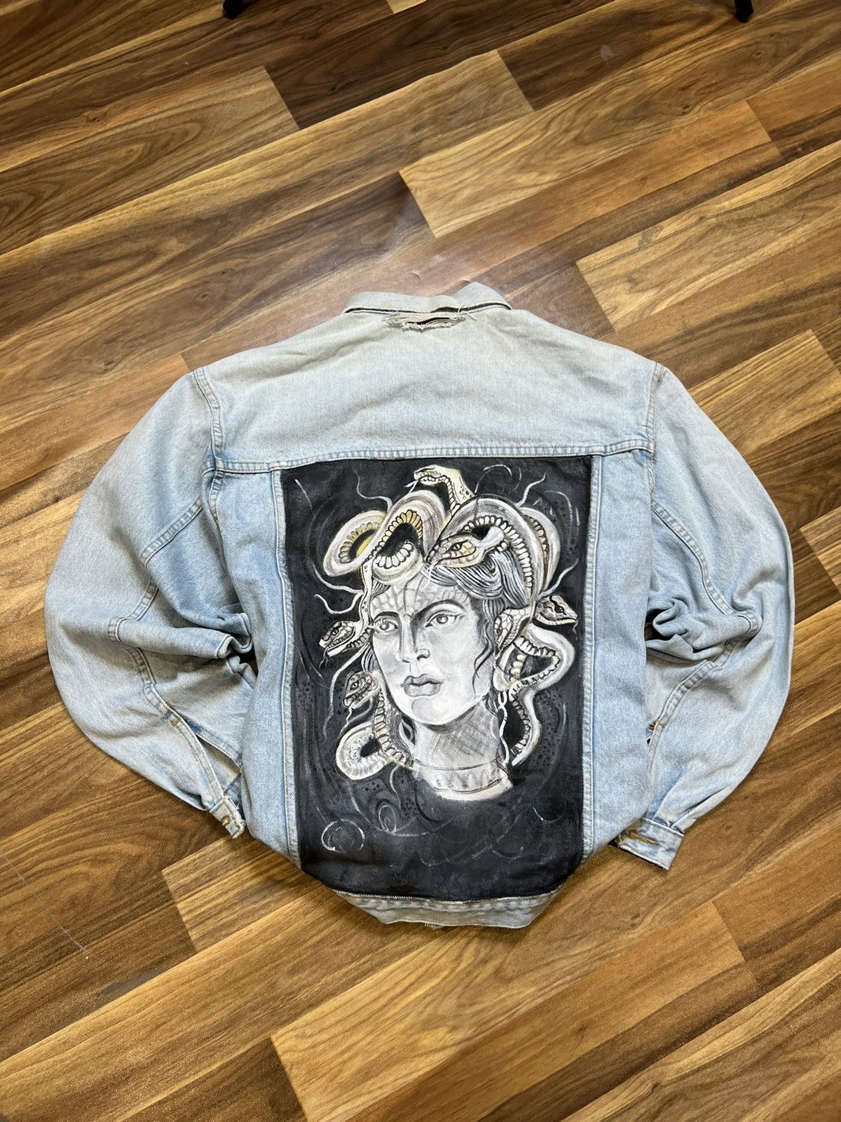 Other Crazy hand made medusa printed denim jacket Size US M / EU 48-50 / 2 - 2 Thumbnail