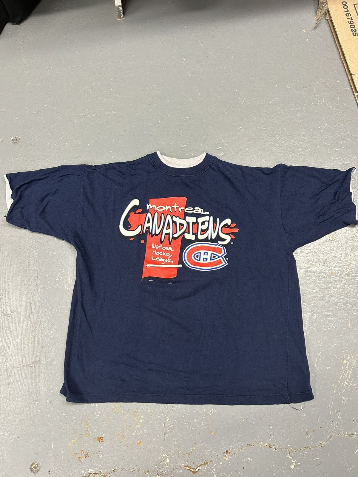 NHL × Vintage Crazy Vintage 90s Navy Montreal Canadians NHL Tee Shirt Size US XL / EU 56 / 4 - 1 Thumbnail