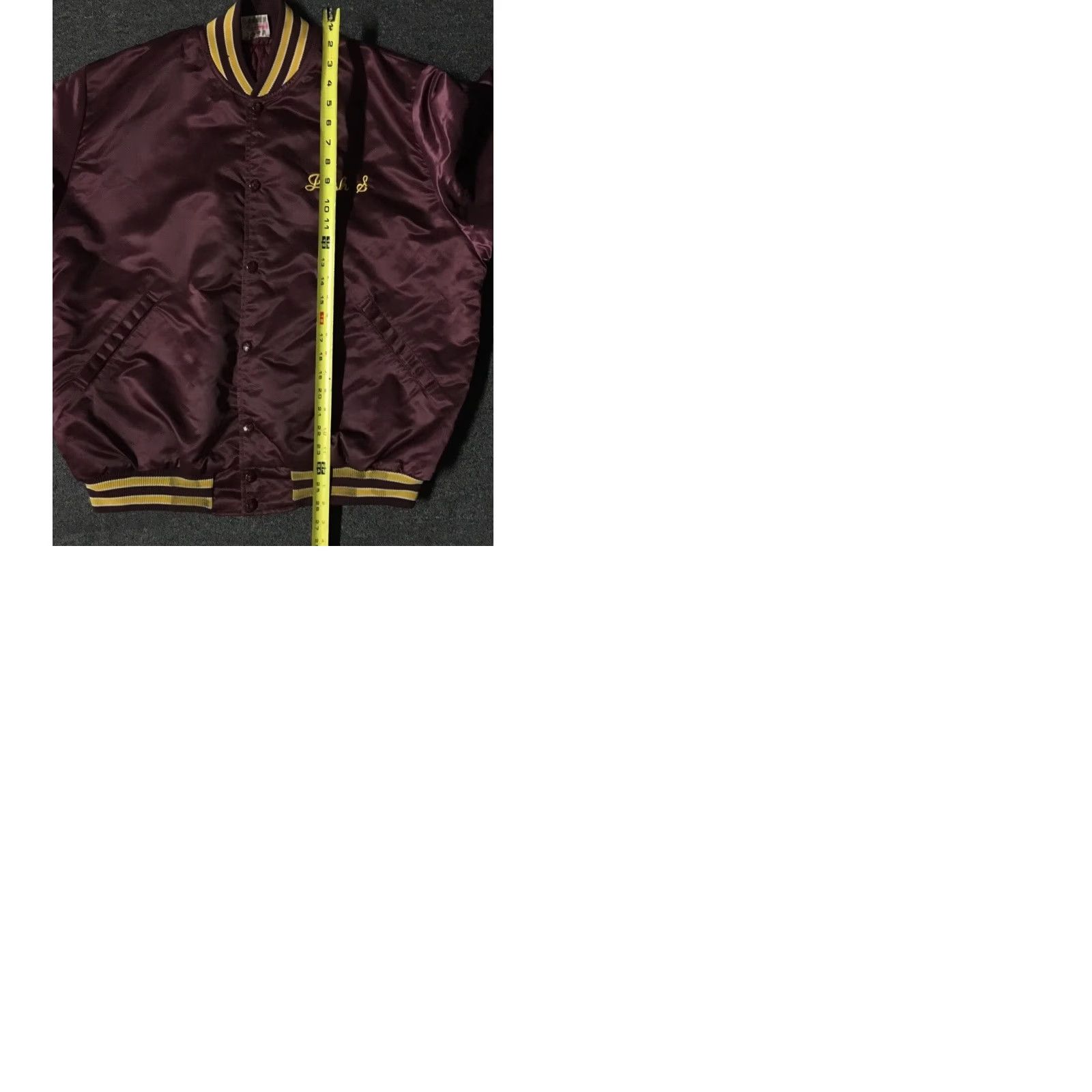 Vintage VINTAGE Stewartville Football Satin Jacket L USA School Track PE Varsity Grunge 80s Red Mens Size US L / EU 52-54 / 3 - 9 Thumbnail