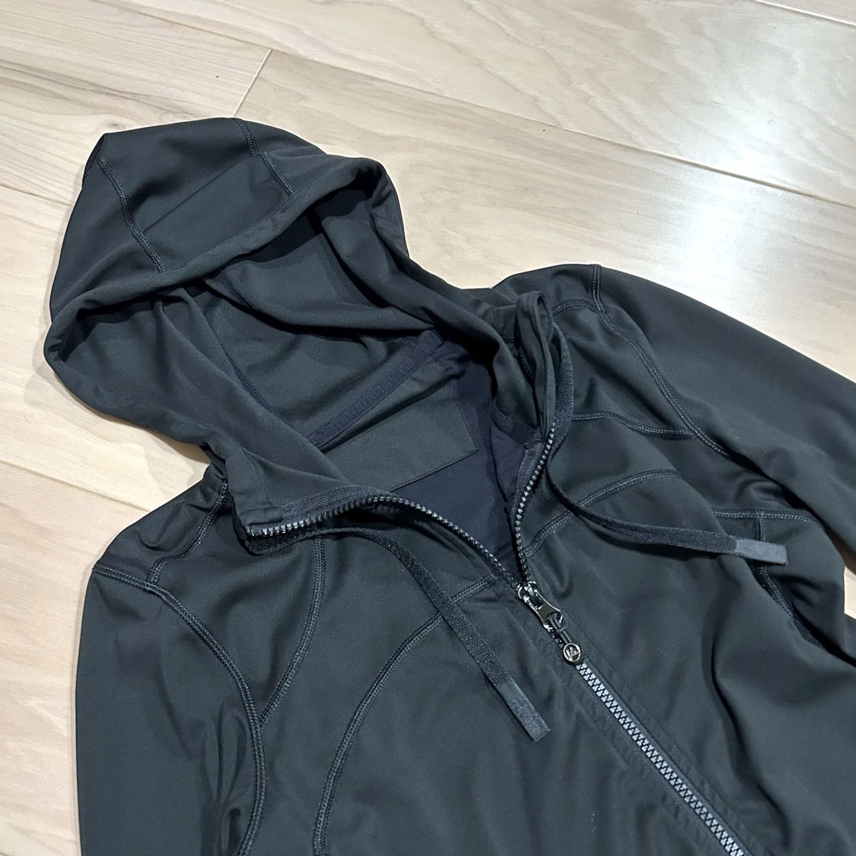 Vintage QUEENIEKE Full Zip Hoodie Slim Fit Jacket Womens Black Small Short Sleeve Long Sleeve Activewear Sports Jacket Size S / US 4 / IT 40 - 3 Thumbnail