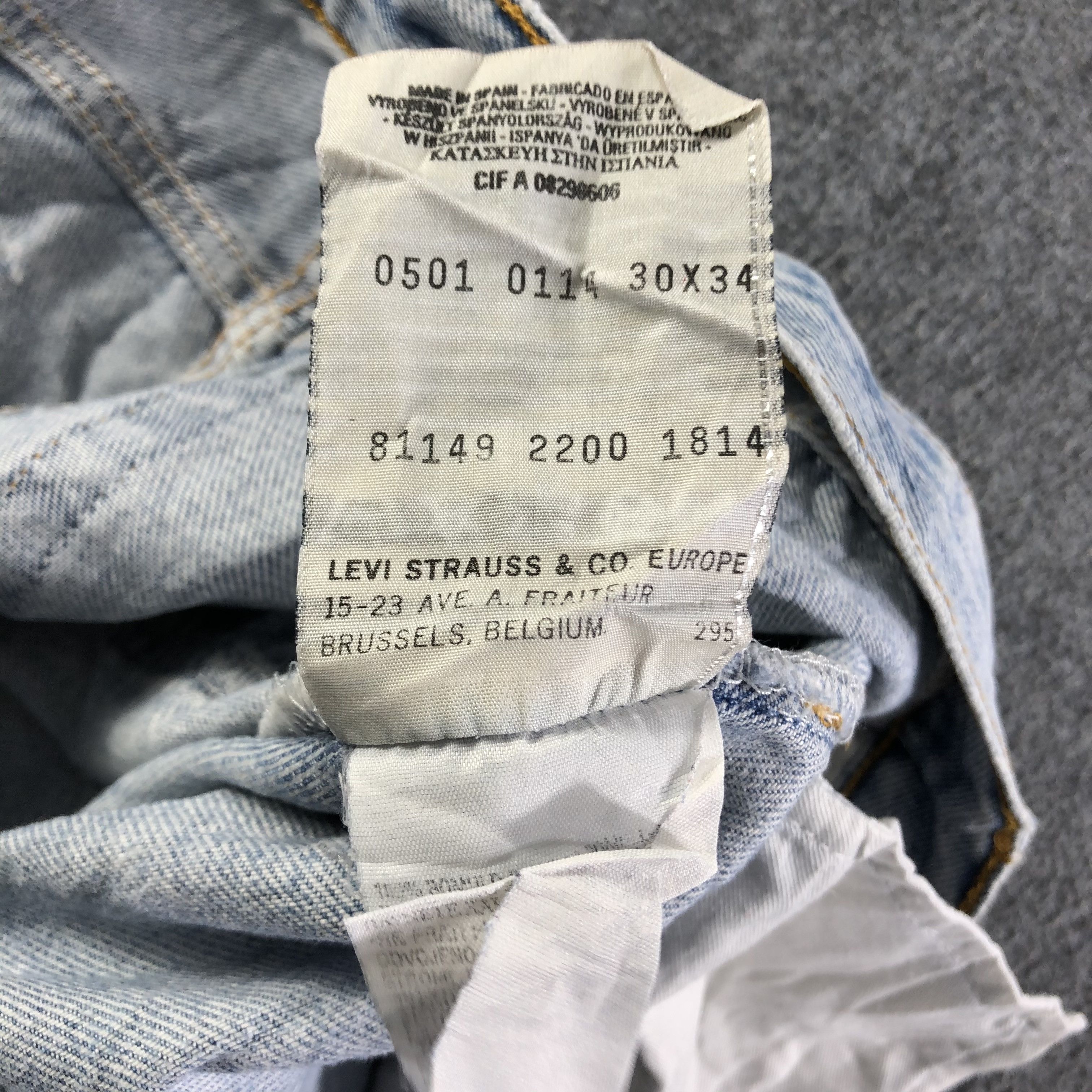 Levi's Vintage Light Wash Levis 501 Jeans-J3802 Size US 30 / EU 46 - 12 Thumbnail