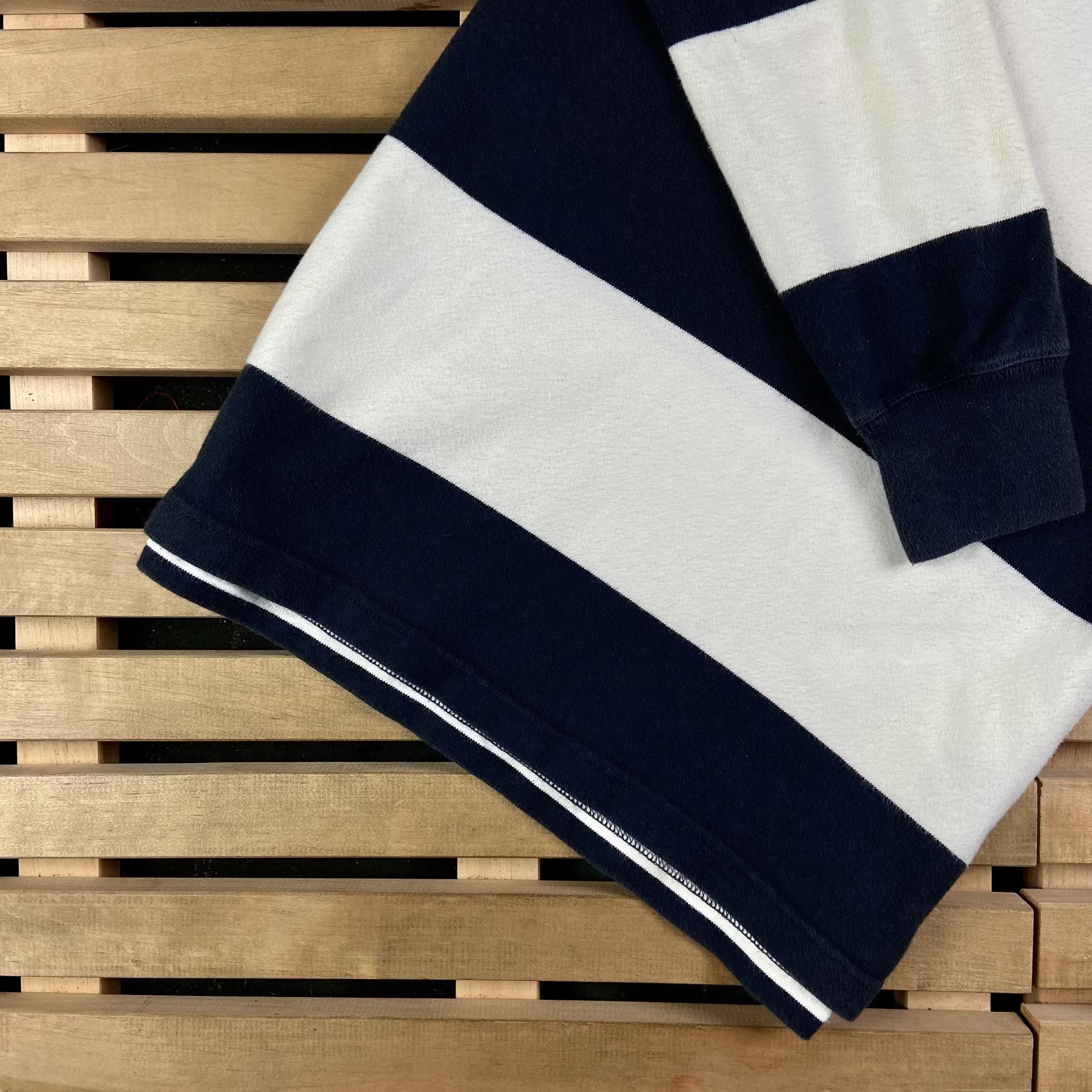 Tommy Hilfiger × Vintage Mens Rugby Sweatshirt Tommy Hilfiger Vintage Size S Size US S / EU 44-46 / 1 - 3 Thumbnail
