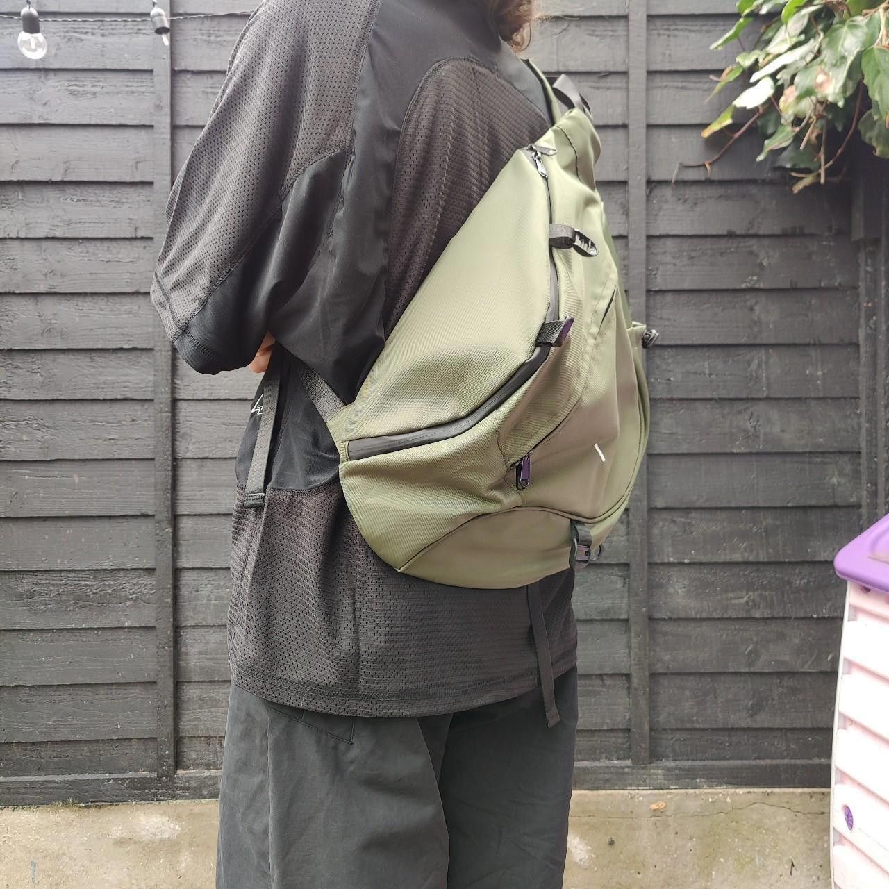 Other Green Technical Waterproof Sling Bag Size ONE SIZE - 3 Thumbnail