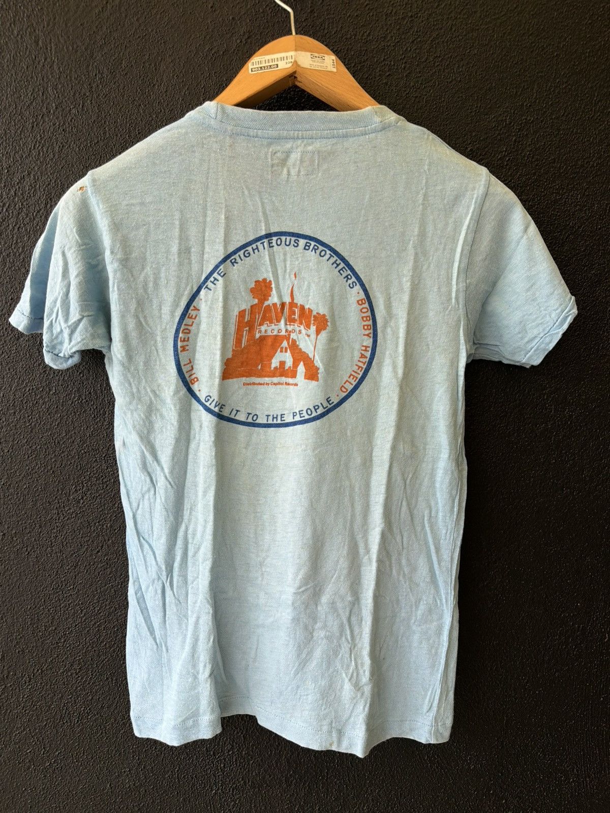 Band Tees Vintage 70s The Righteous Brothers "Give It To The People" Size US XS / EU 42 / 0 - 2 Thumbnail