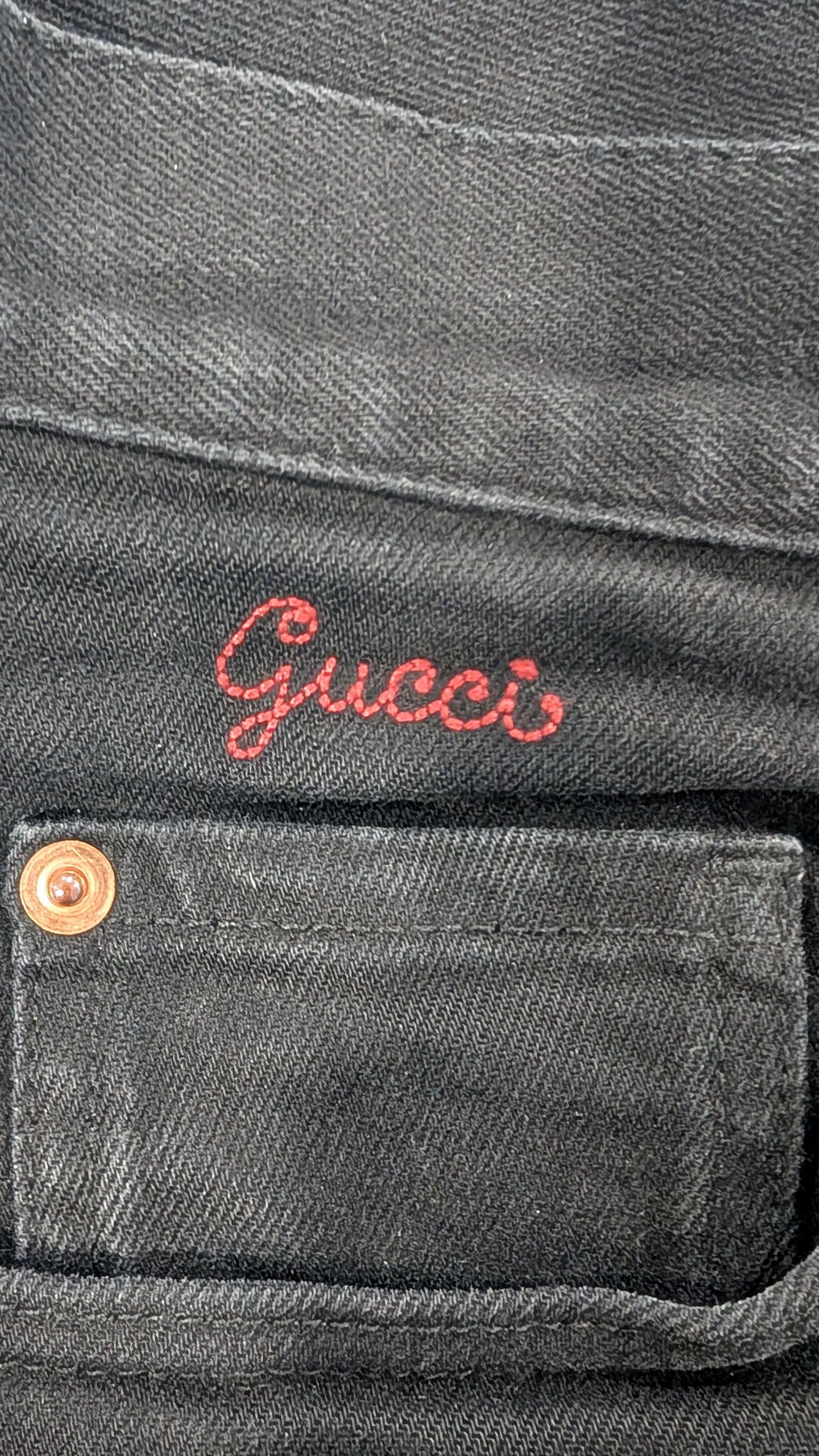 Gucci Gucci Men's Black Denim Skinny Jeans Size 30 Red Script Size US 30 / EU 46 - 9 Thumbnail