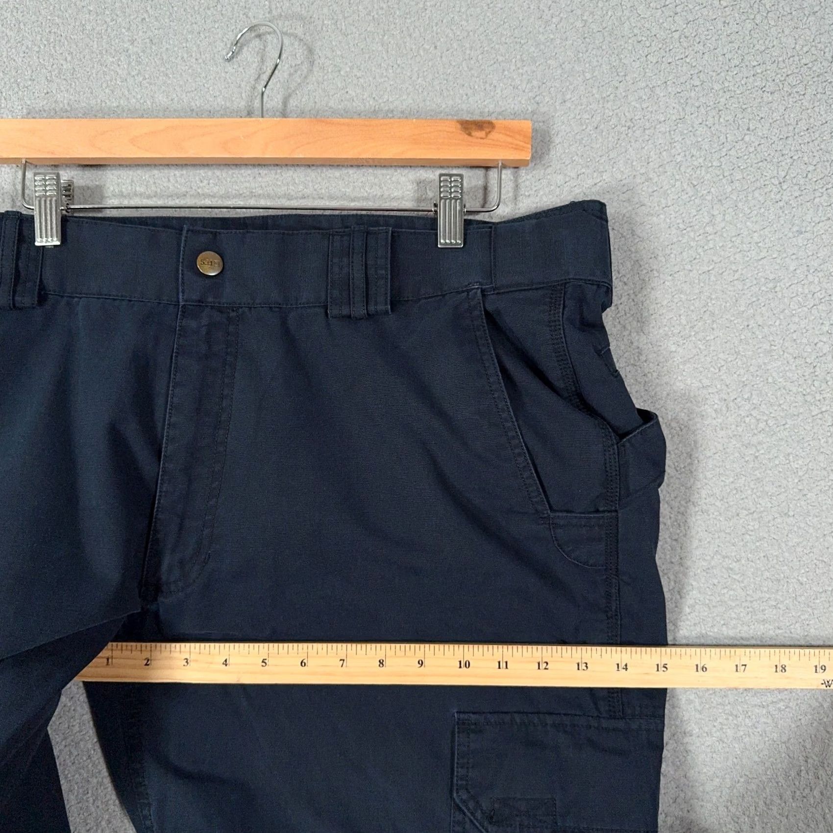 Vintage 5.11 Tactical Cargo Pants Mens 38x29 Navy TacLite EMS Ripstop Workwear Pants Size US 38 / EU 54 - 7 Thumbnail