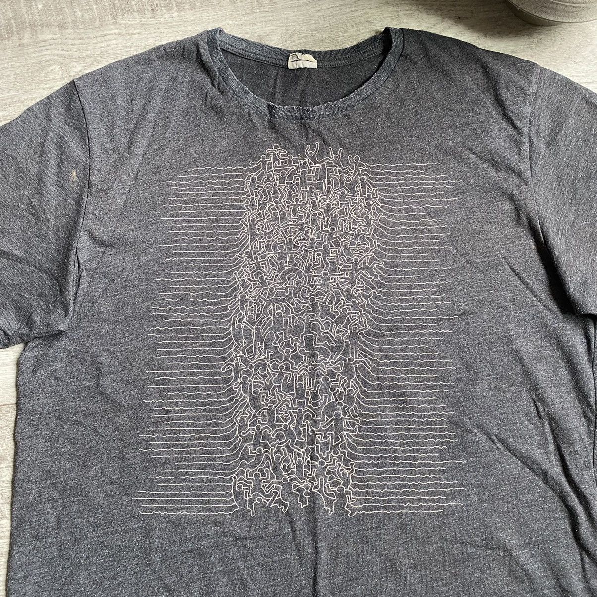 Joy Division VINTAGE KEITH HARRING JOY DIVISION UNKNOWN PLEASURES T SHIRT Size US M / EU 48-50 / 2 - 2 Thumbnail