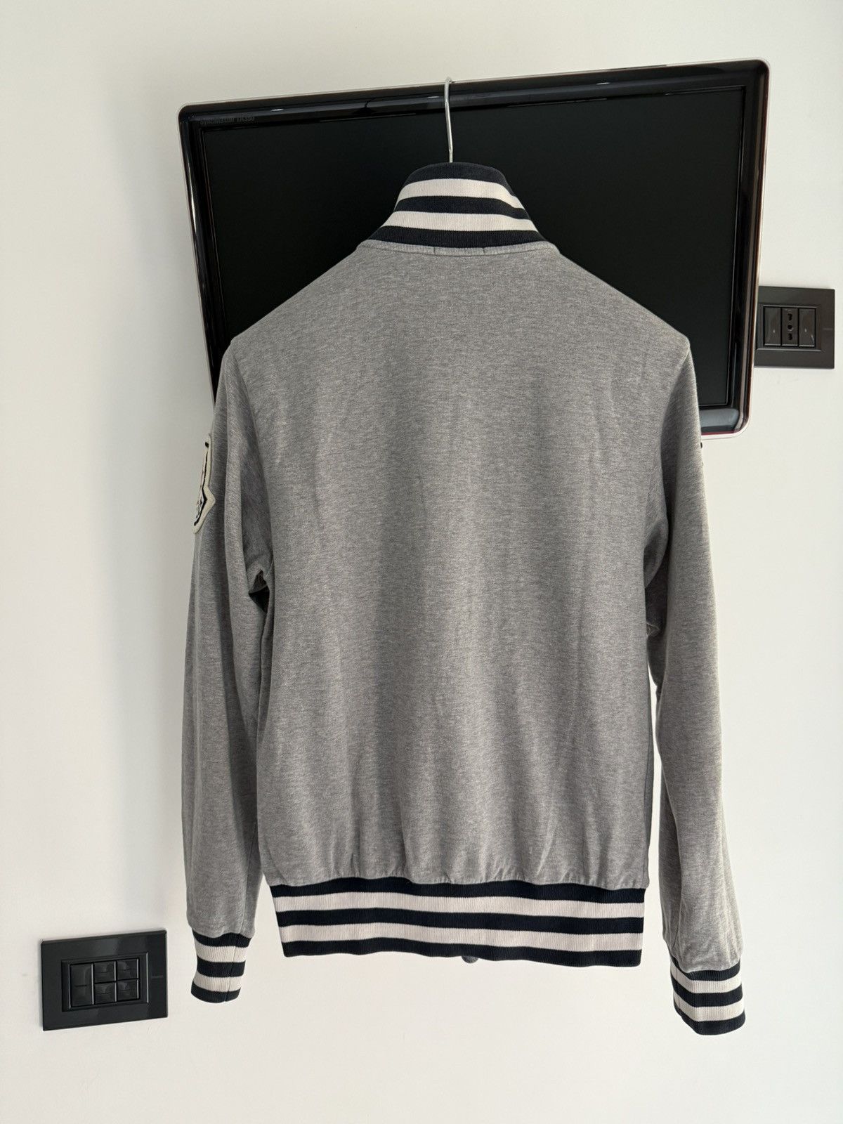 Moncler Moncler Sweatshirt for mens Size US S / EU 44-46 / 1 - 4 Thumbnail