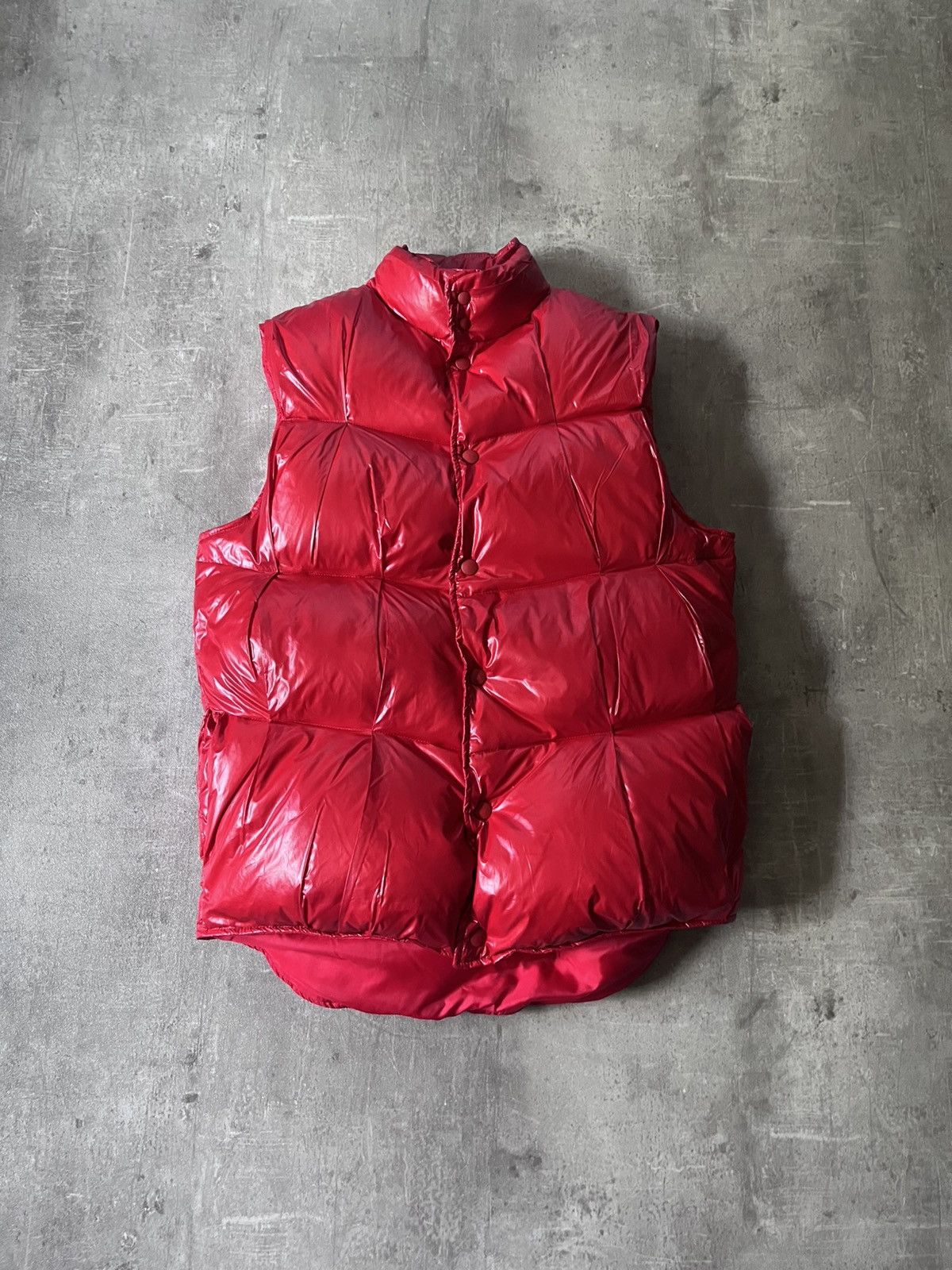 Maison Margiela Maison Margiela A/W 08 feather red puffer vest wrinkled rare Size US M / EU 48-50 / 2 - 1 Thumbnail