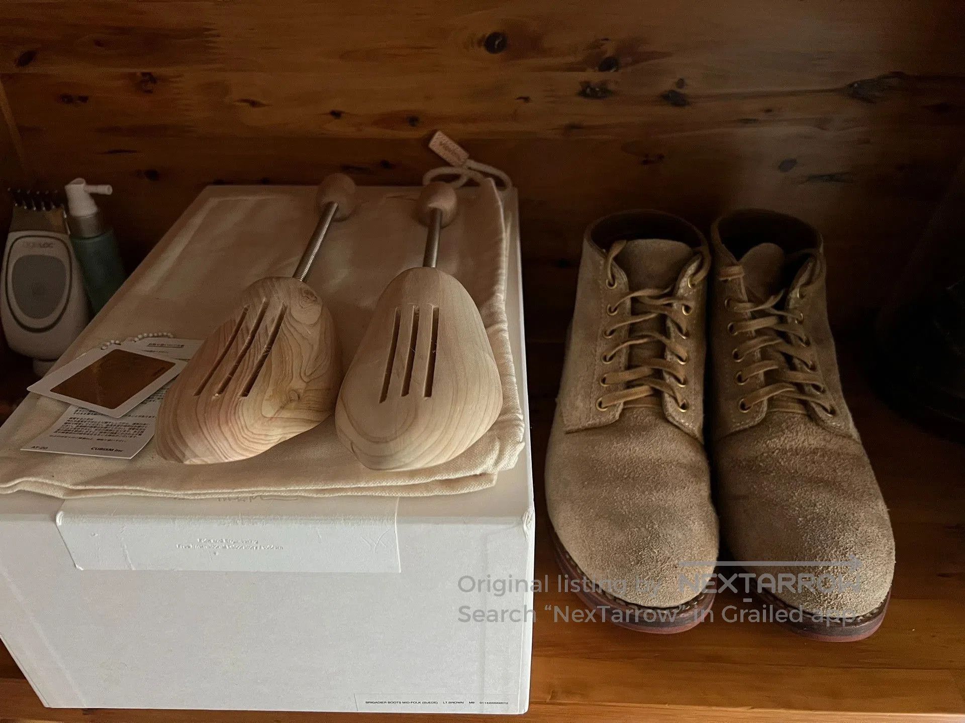 visvim brigadier LT.Brown boots with full accessories.