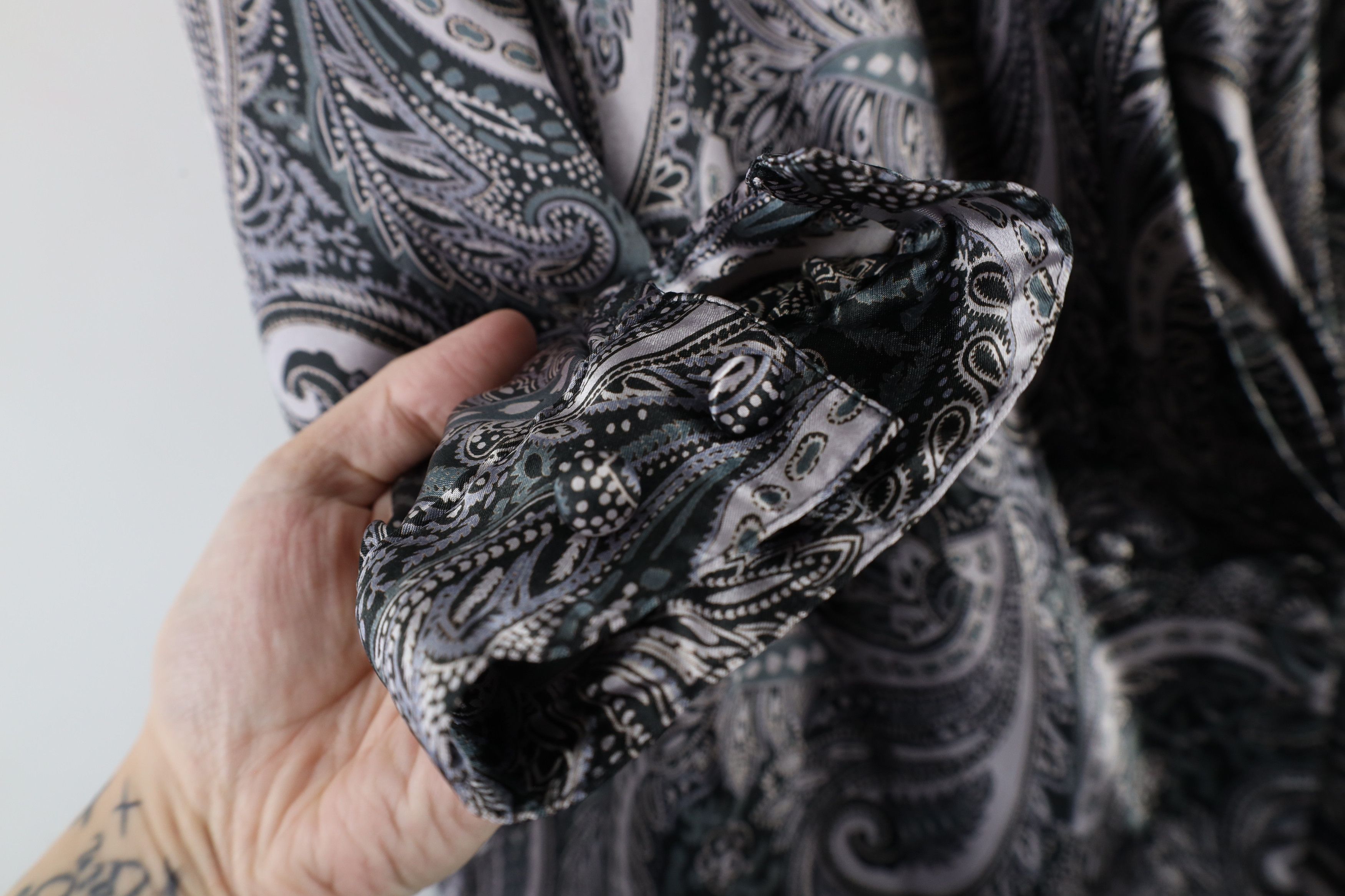 Vintage Vintage 90s Streetwear Paisley Blazer Button Shirt USA Size XL / US 12-14 / IT 48-50 - 5 Thumbnail