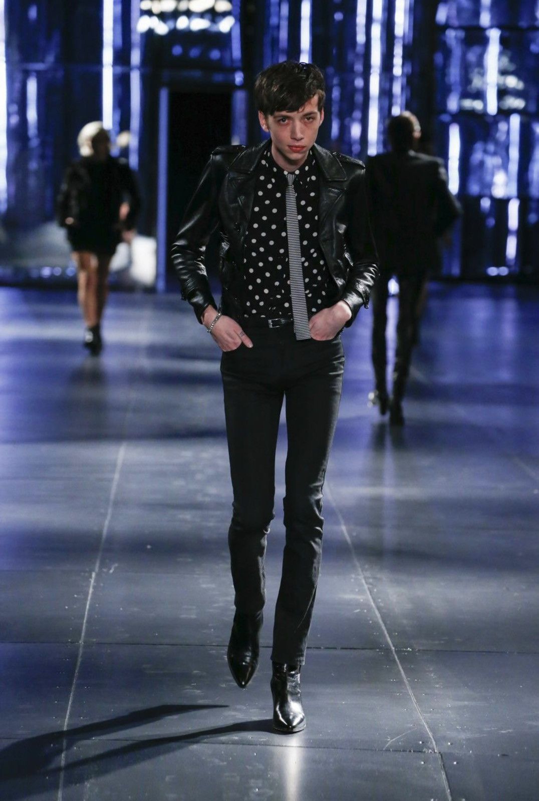 Saint Laurent Paris Saint Laurent FW15 Polka Dot Crepe de Chine Silk Shirt Size US XS / EU 42 / 0 - 1 Thumbnail